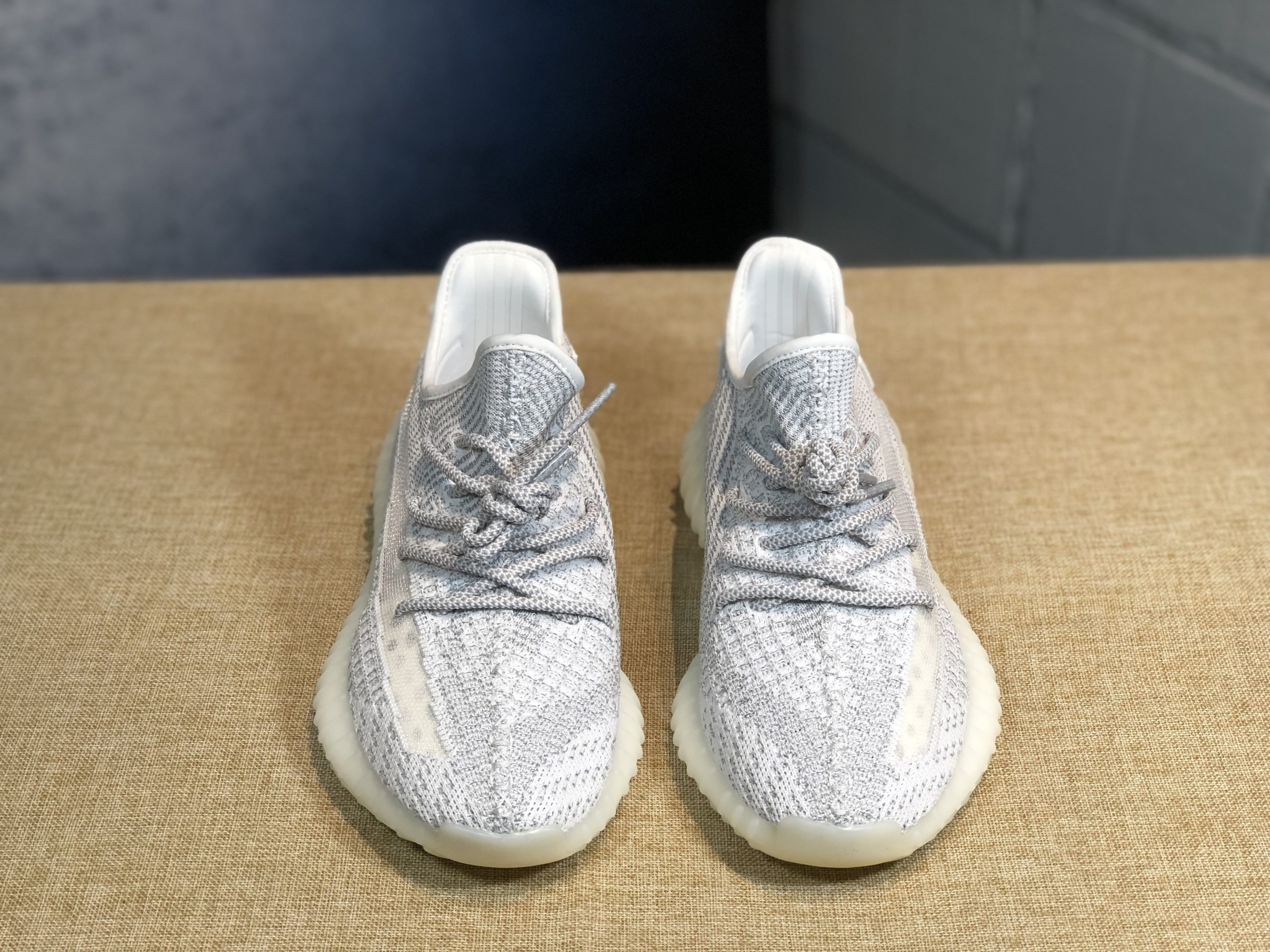 Adidas yeezy boost 350 v2 - immagine 3