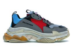 Balenciaga triple s