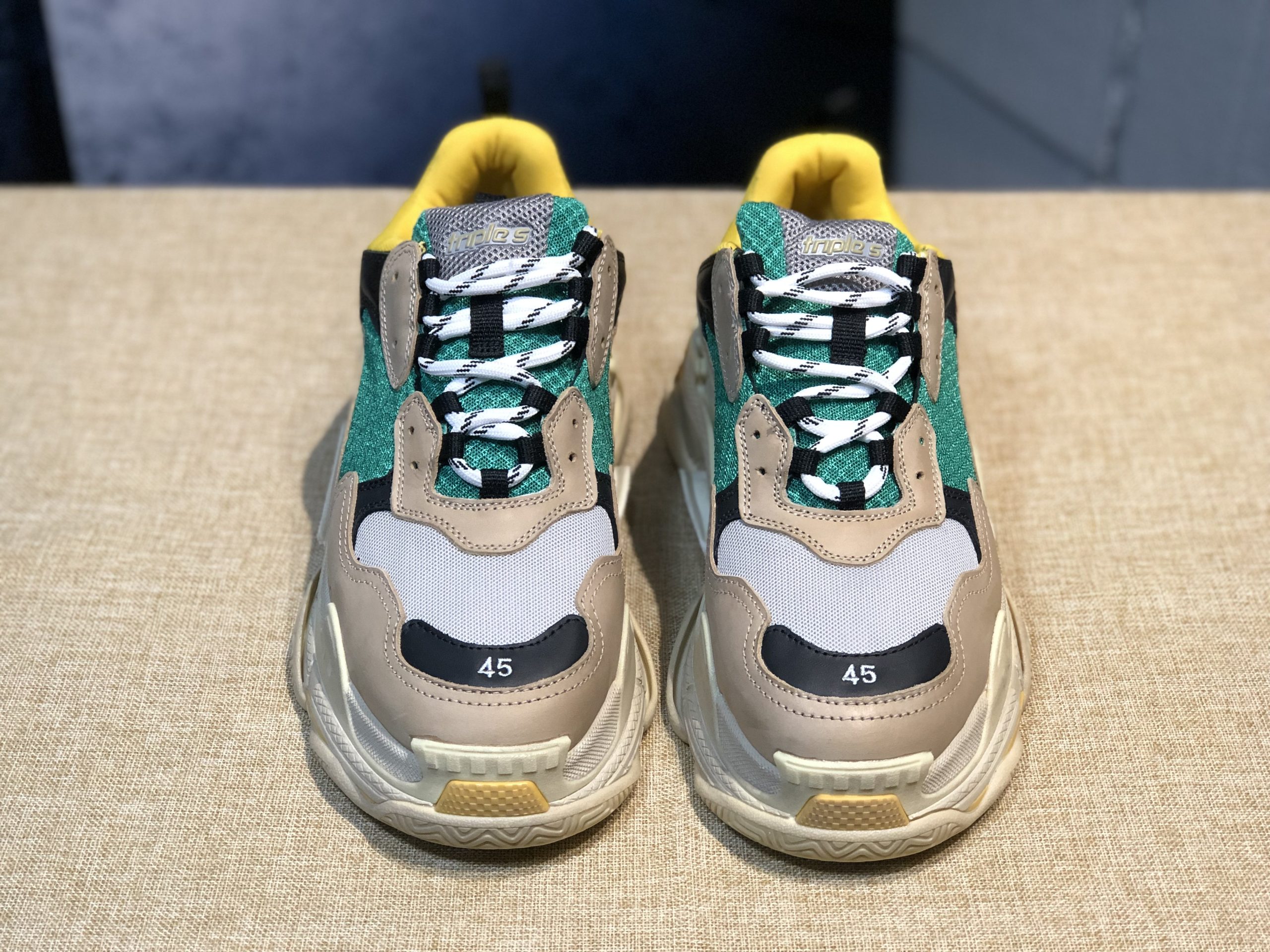 Balenciaga triple s - immagine 3