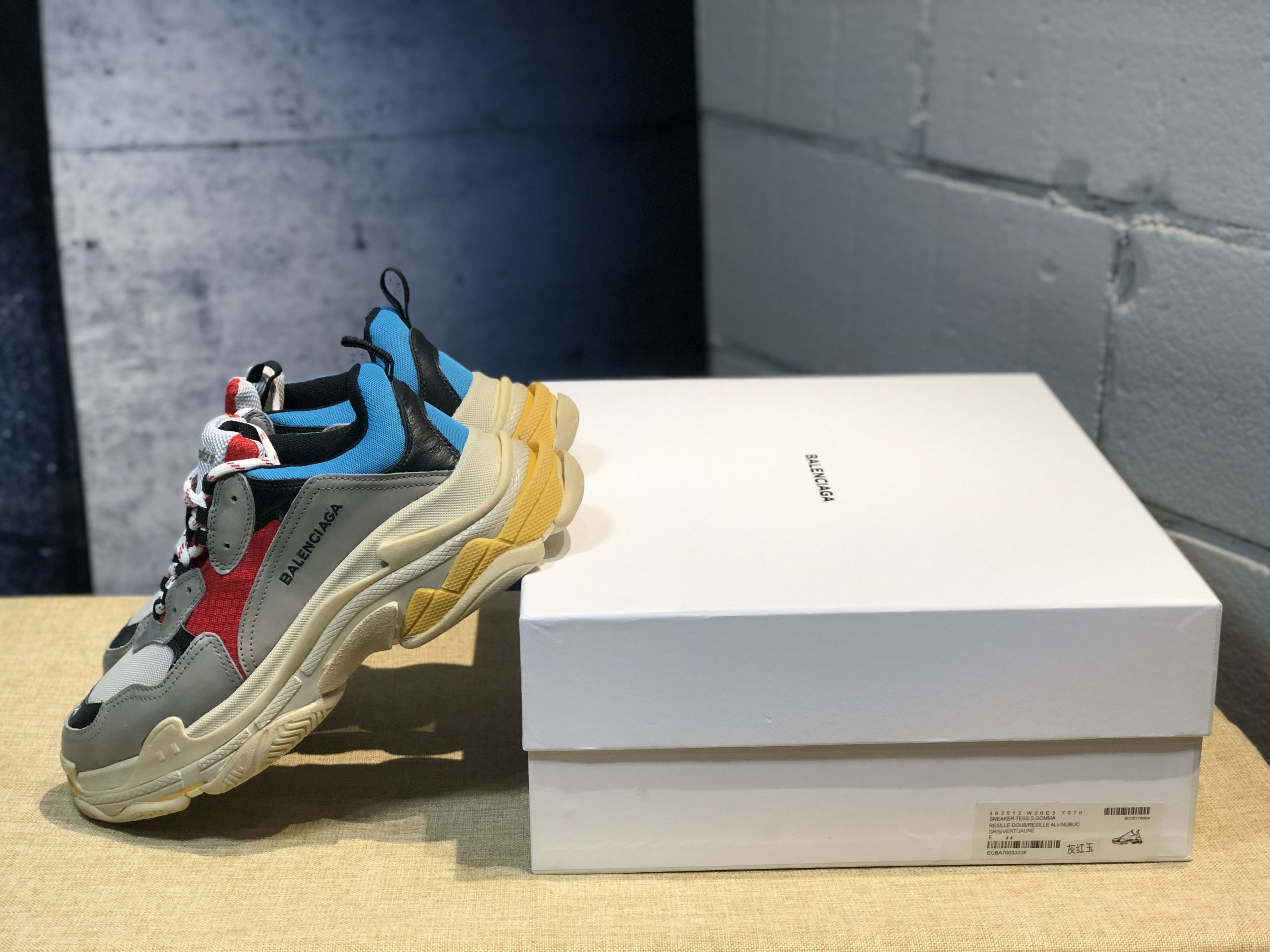 Balenciaga triple s - immagine 2
