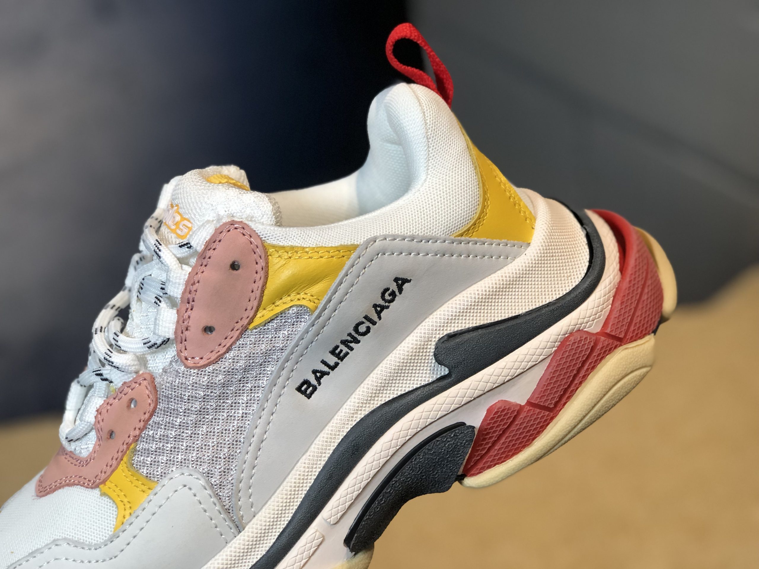 Balenciaga Triple s - immagine 4