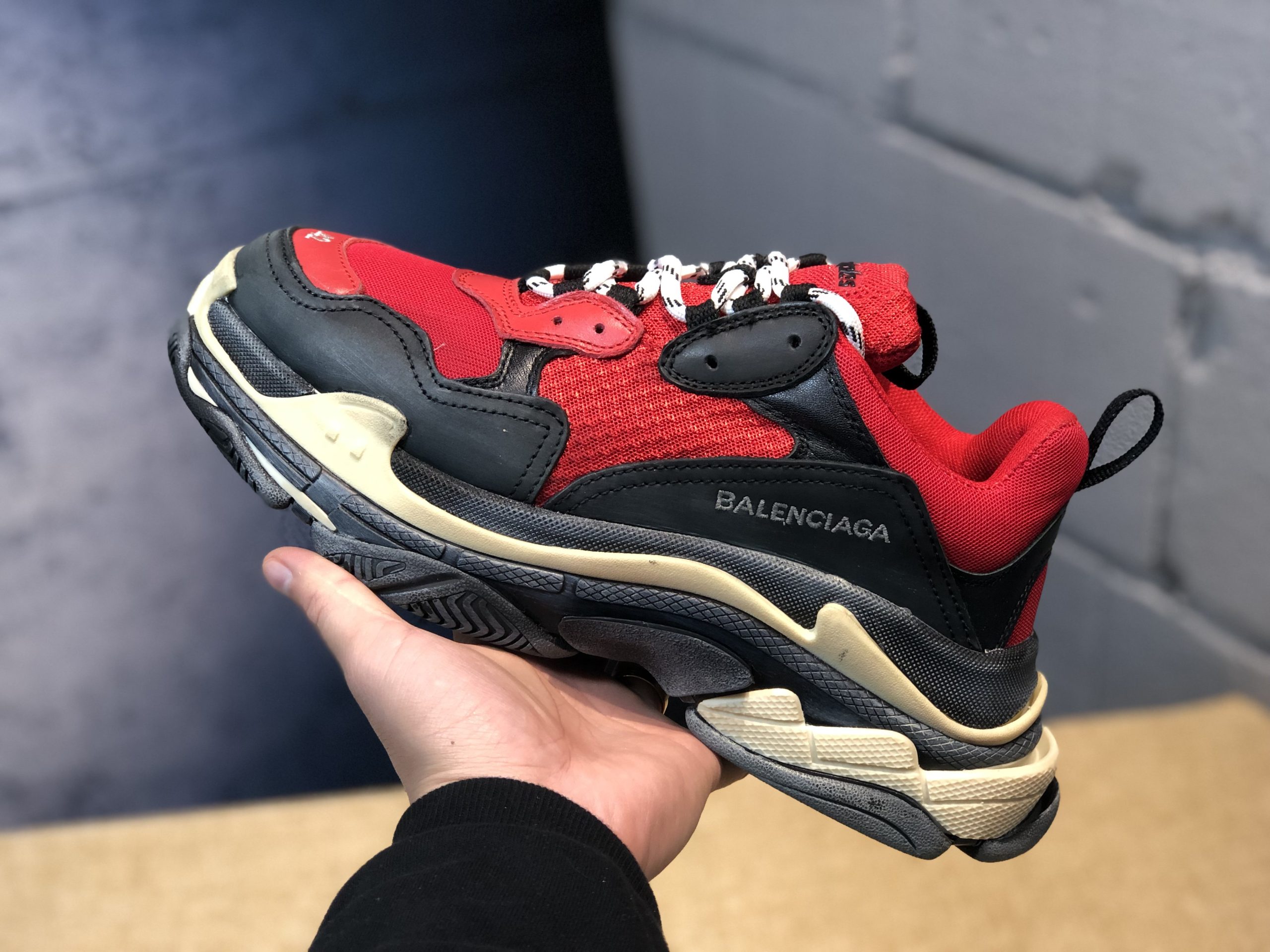 Balenciaga triple s - immagine 2