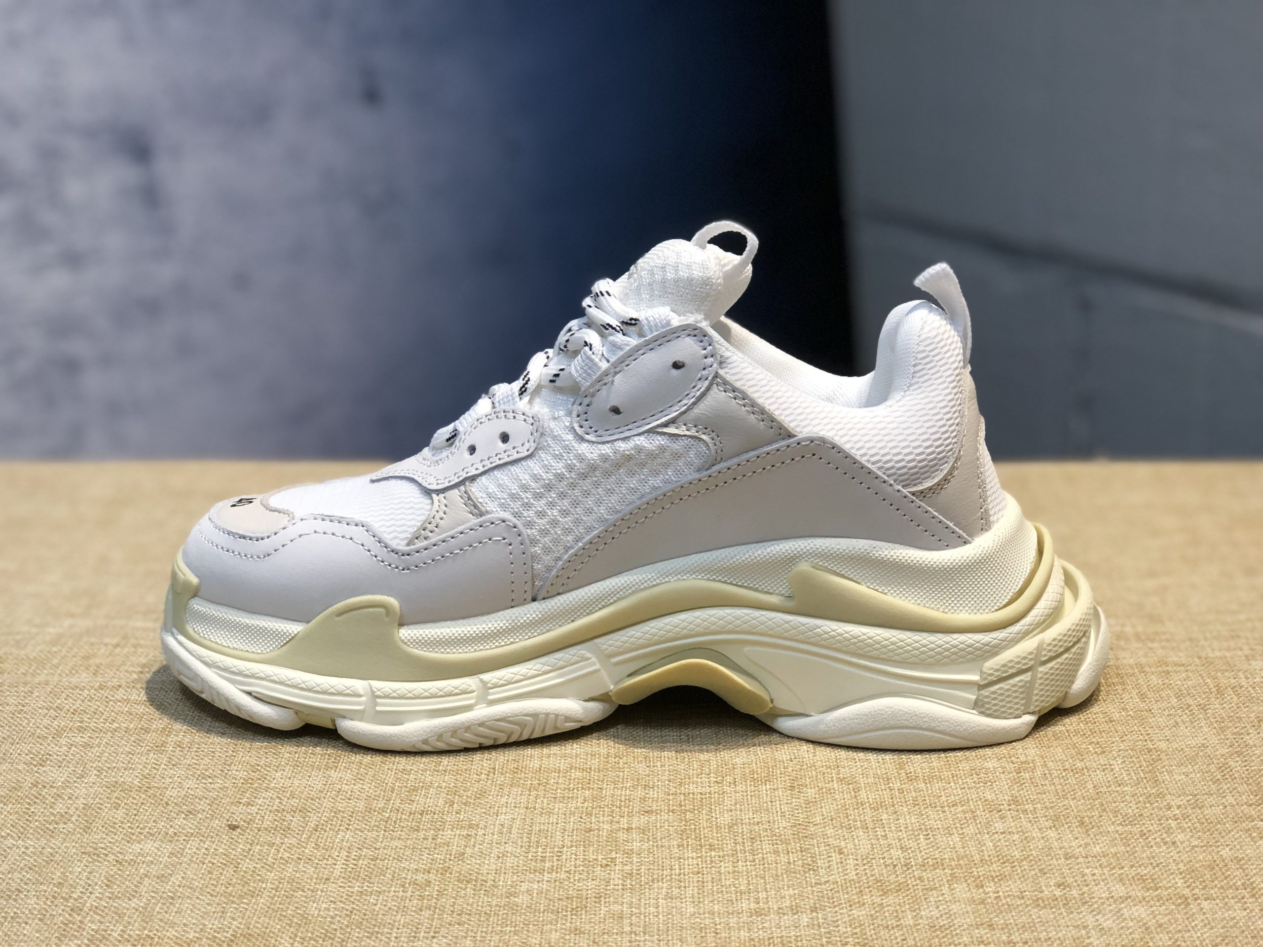 Balenciaga Triple s - immagine 6