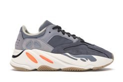Adidas yeezy boost 700