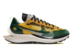 NIke Sacai vaporwaffle Tour Yellow stadium
