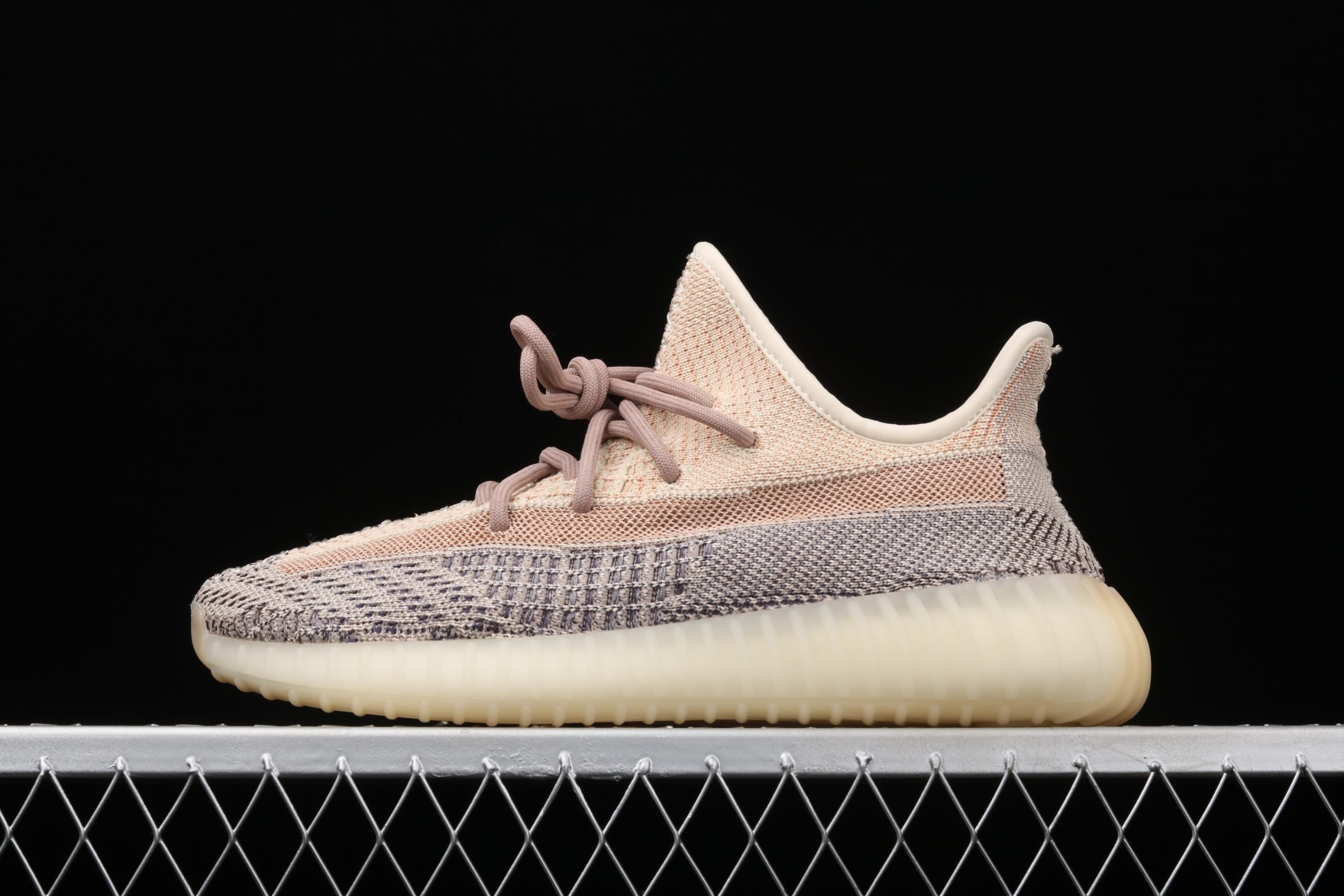 Adidas yeezy boost 350 v2 - immagine 2