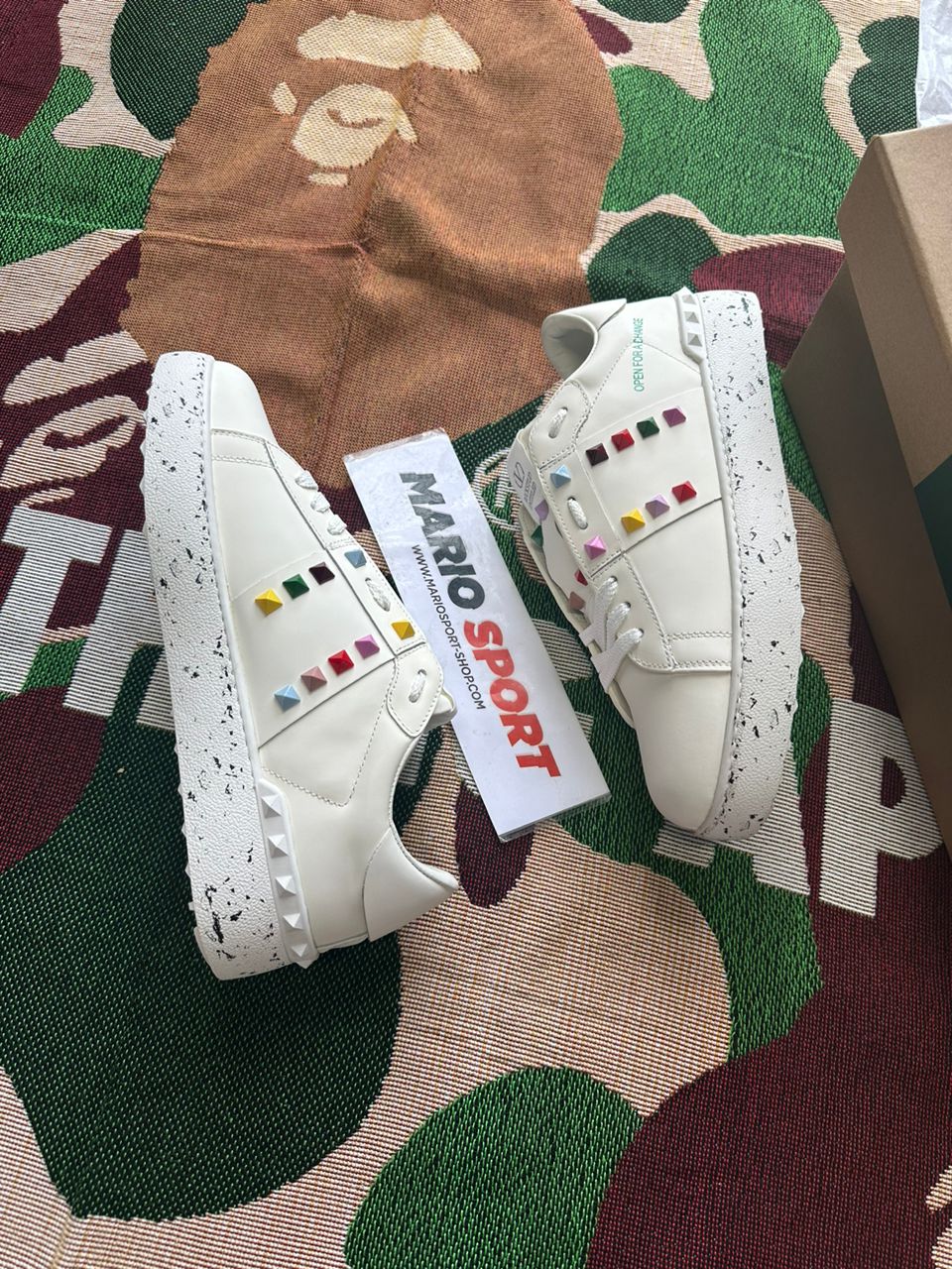 Valentino sneakers "open for a change" - immagine 7