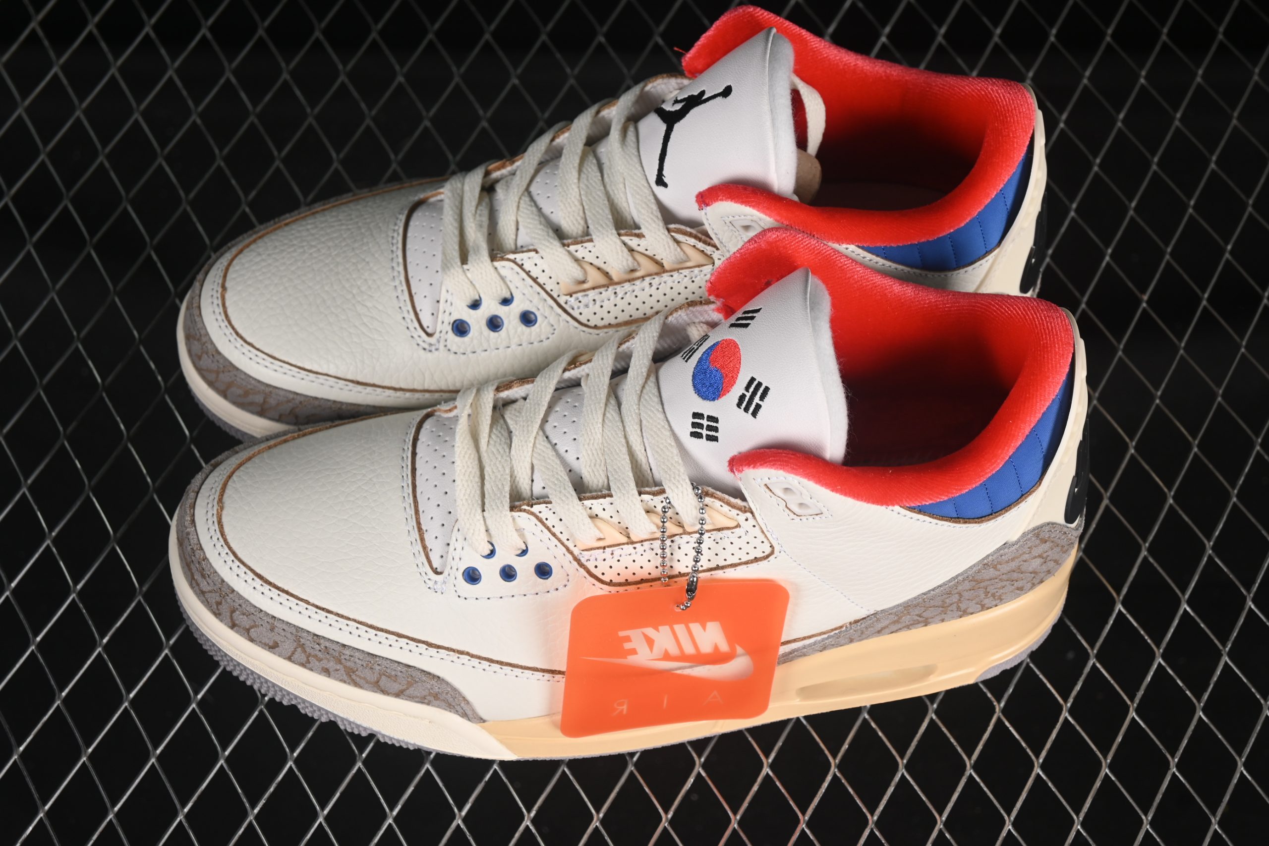 Jordan 3 "Seul" - immagine 2