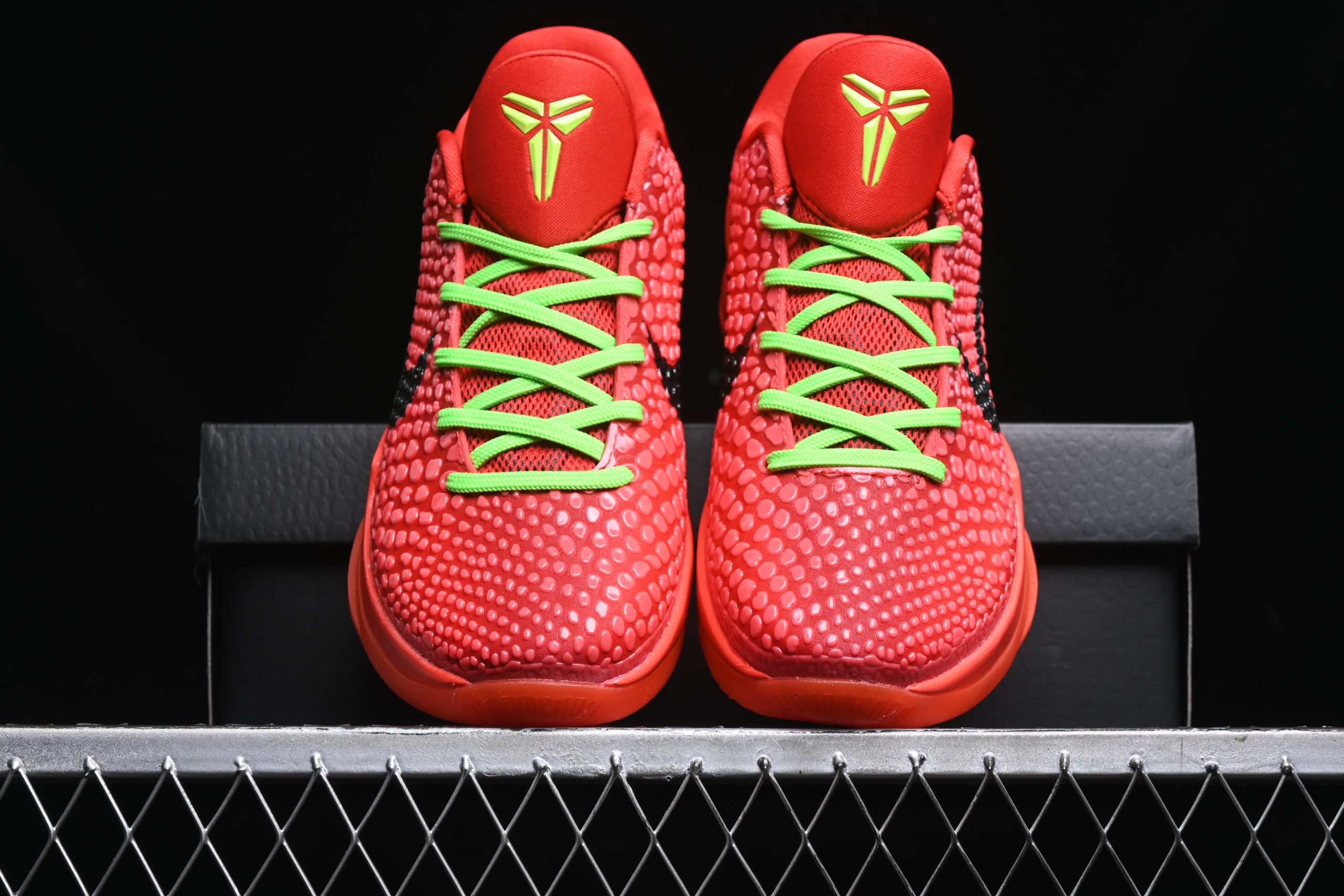 Nike Kobe 6 protro reverse grinch - immagine 5