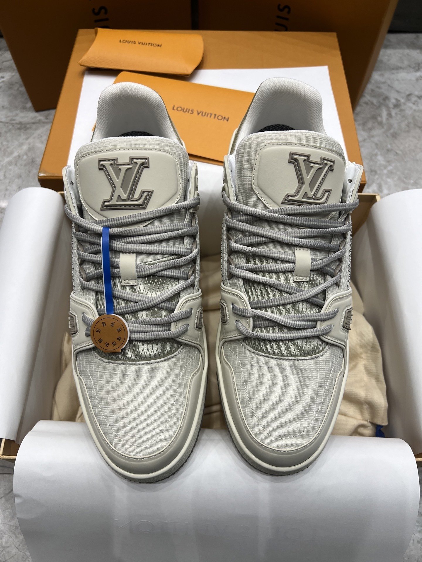 LV Trainer Grey - immagine 2