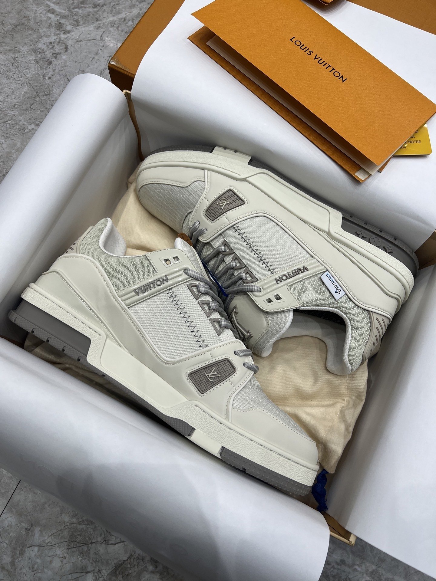 LV Trainer Grey - immagine 5