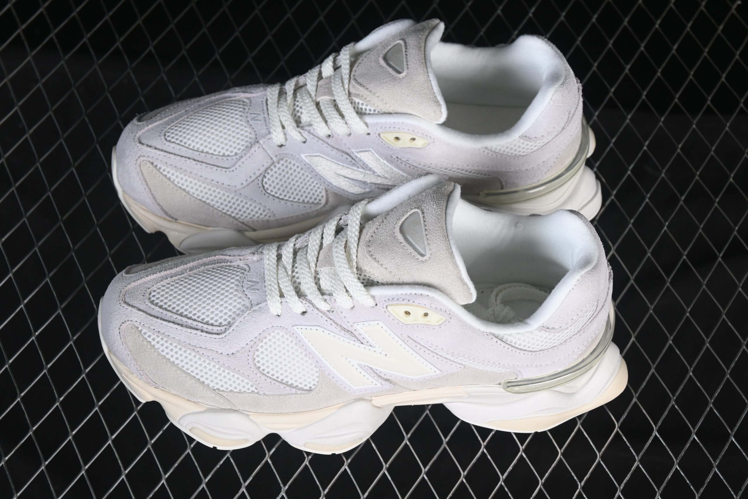 New Balance 9060 Angora Beige - immagine 2