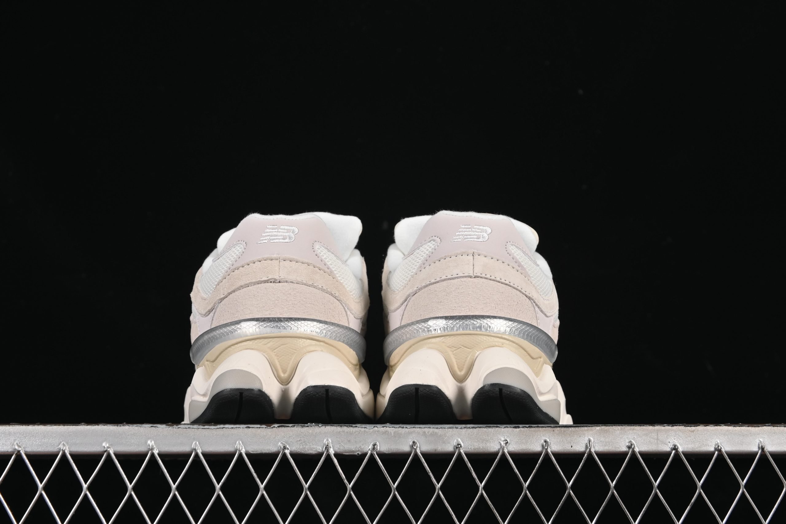 New Balance 9060 Beige - immagine 4