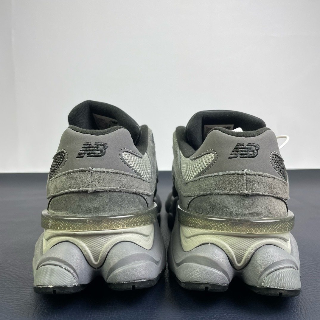New Balance 9060 Black Castlerock - immagine 5
