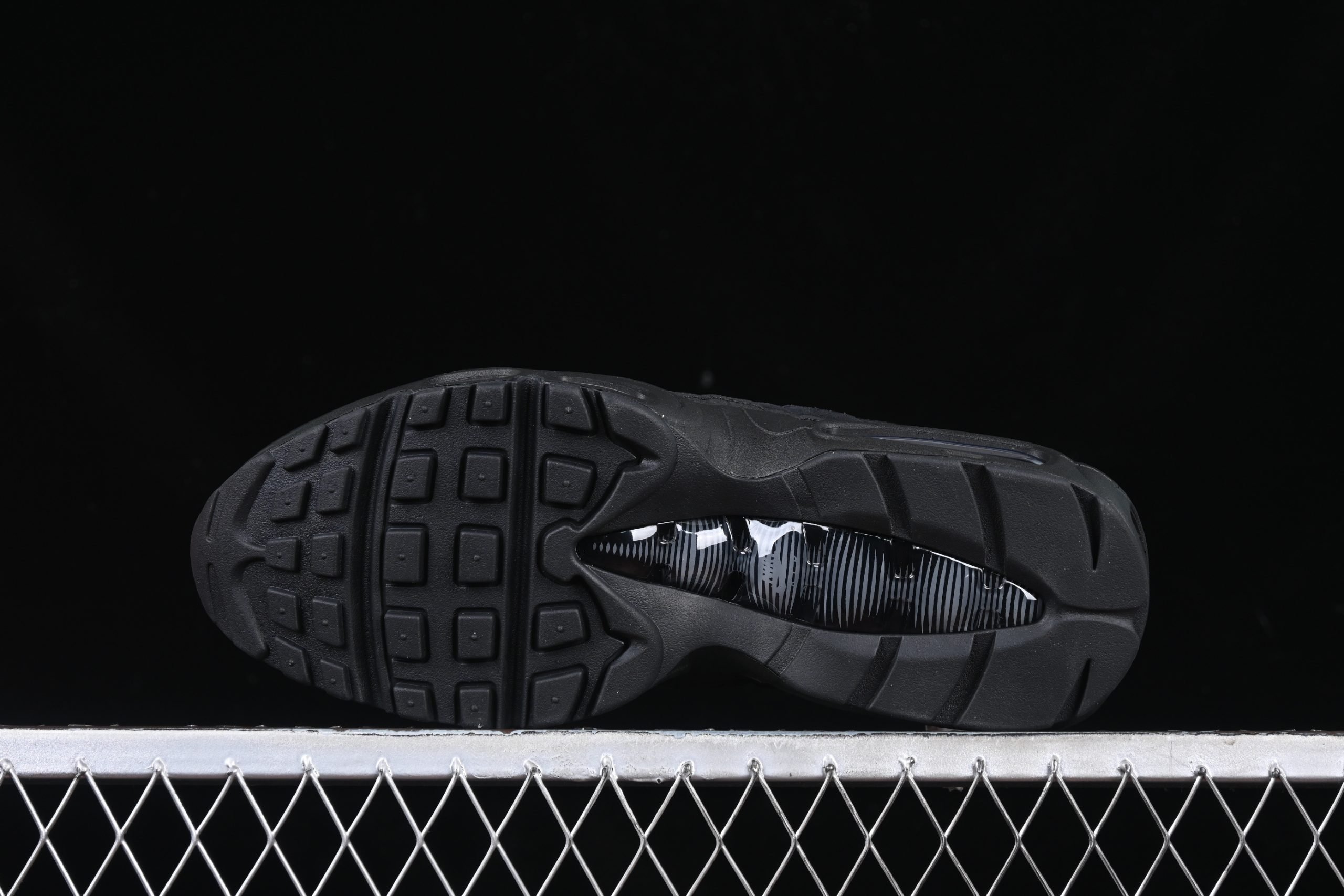 Nike air max 95 Essential Black - immagine 3