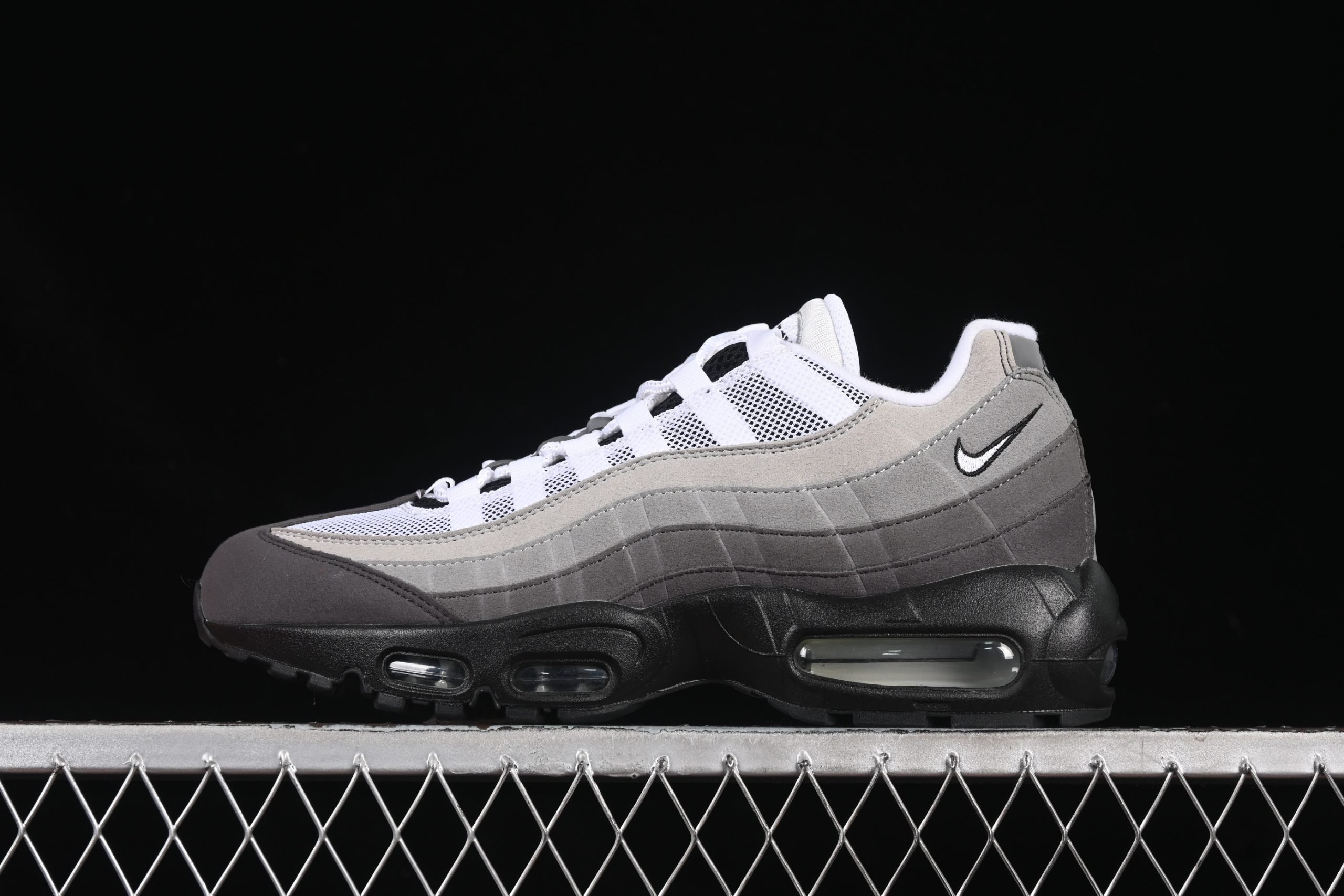 Nike air max 95 OG Grey Gradient - immagine 2