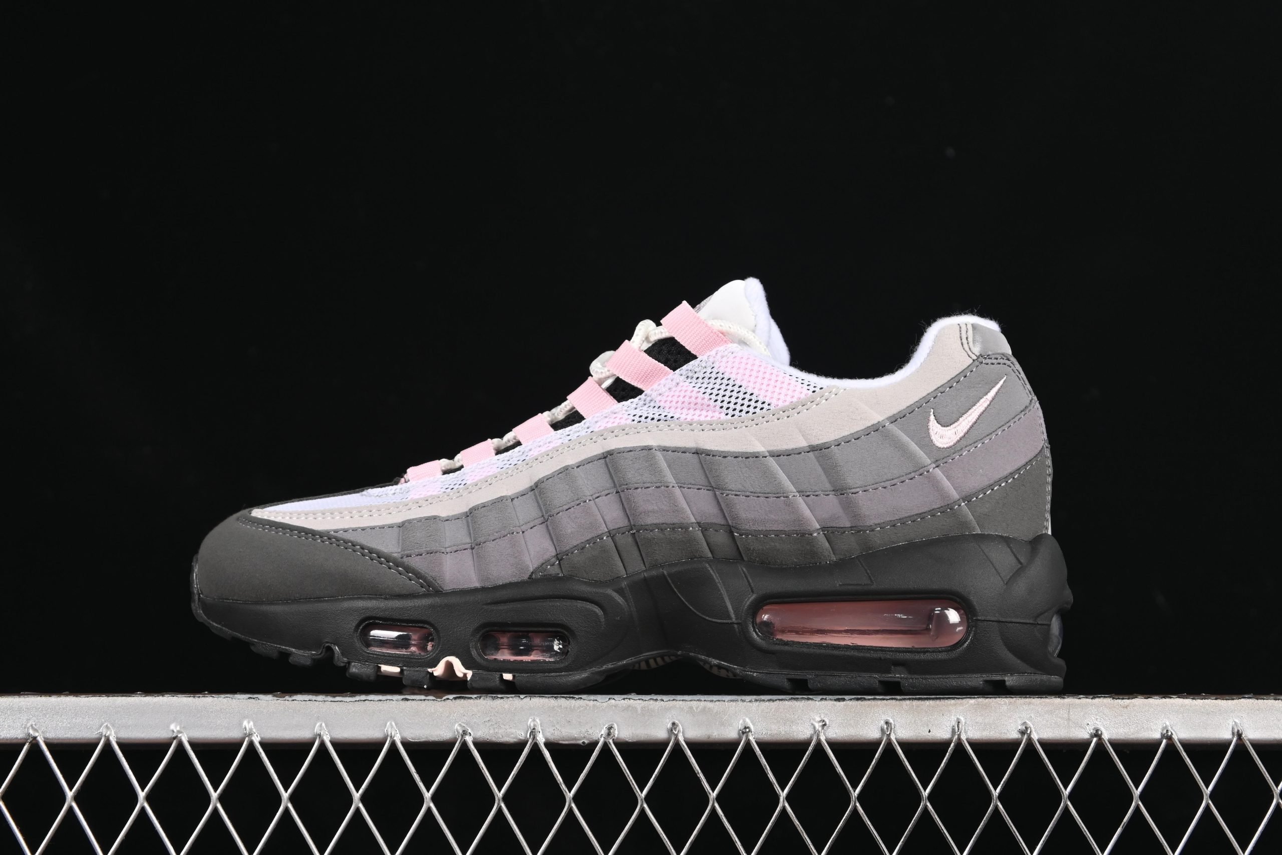 Nike air max 95 OG Pink Foam 2025 - immagine 2