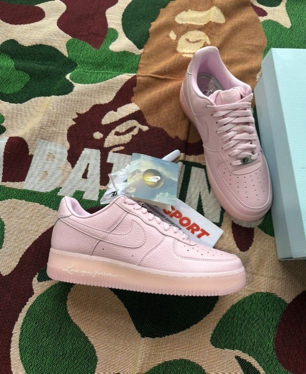 Nike Air Force 1 x NOCTA “Love You Forever” Rosa – by Drake - immagine 2