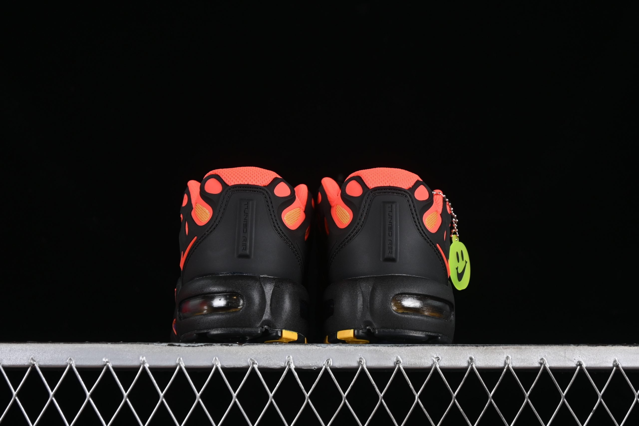 Nike Air Max Plus Drift TN 1 All Day - immagine 5