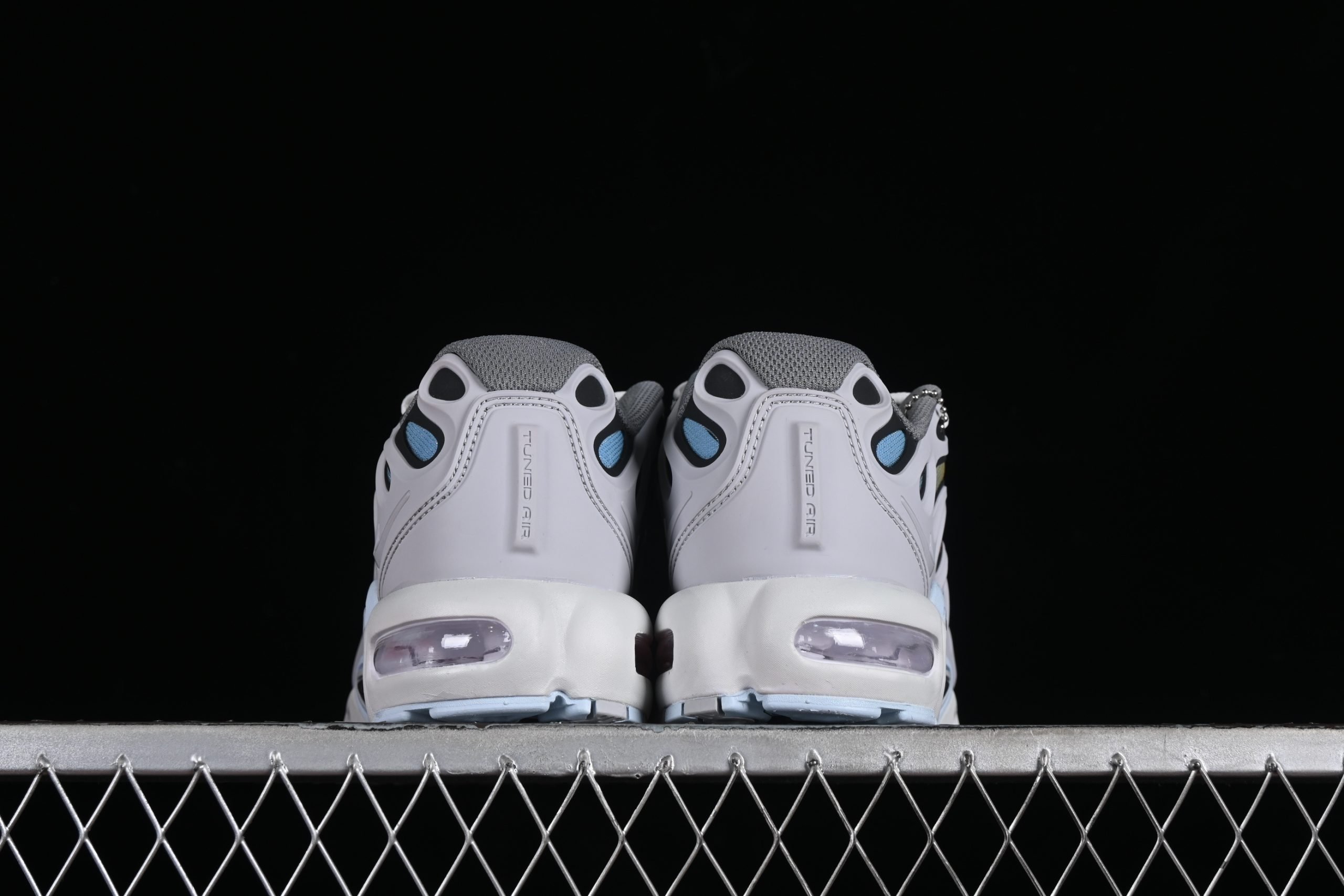 Nike Air Max Plus Drift TN 1 "Grey Sunset" - immagine 4