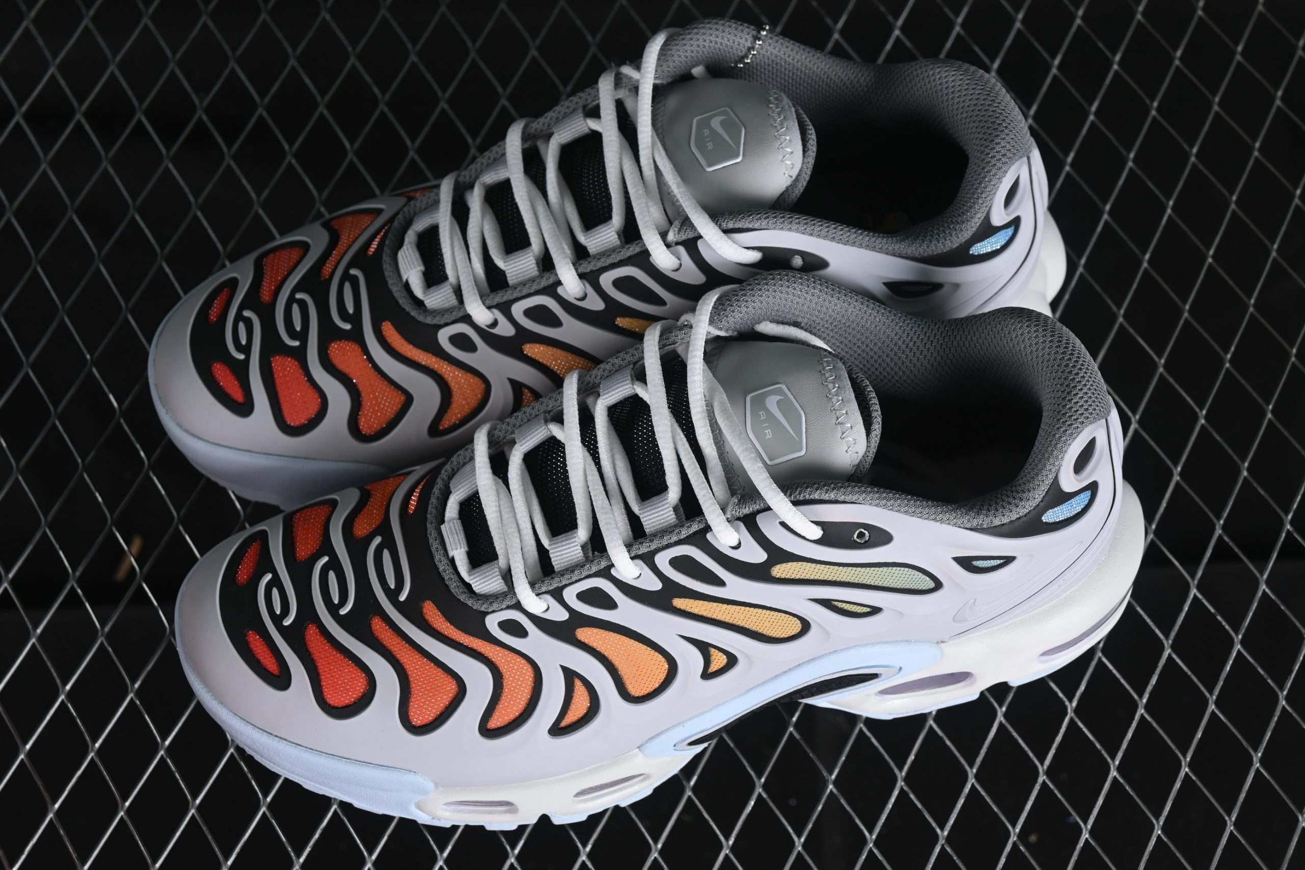 Nike Air Max Plus Drift TN 1 "Grey Sunset" - immagine 6