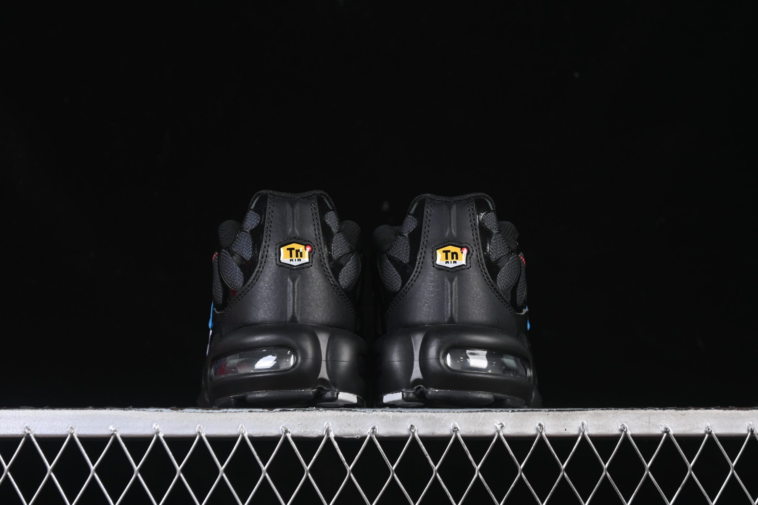 Nike Air Max Plus TN 1 Multi Swoosh Black Crimson - immagine 5