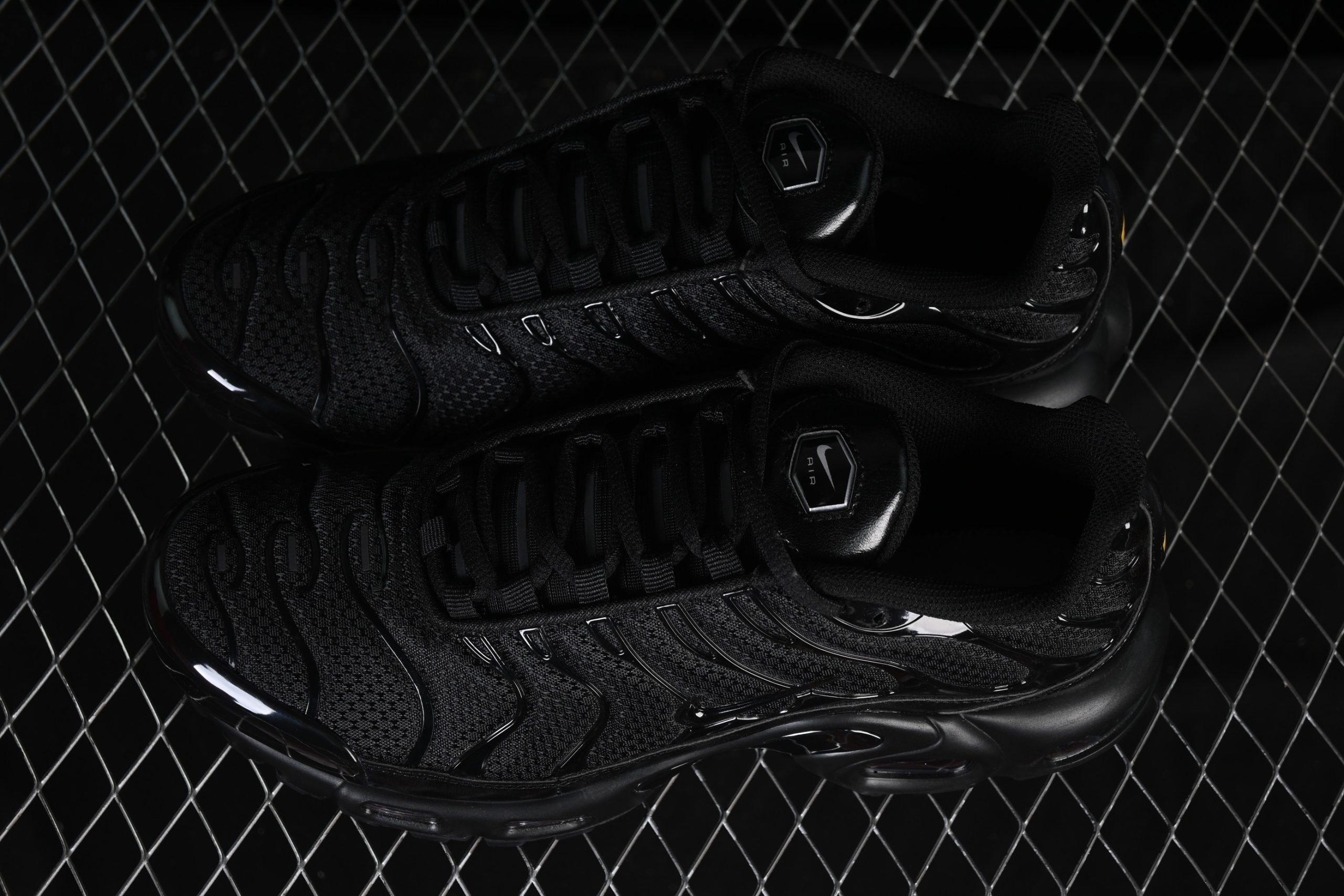 Nike Air Max Plus TN Triple Black - immagine 6