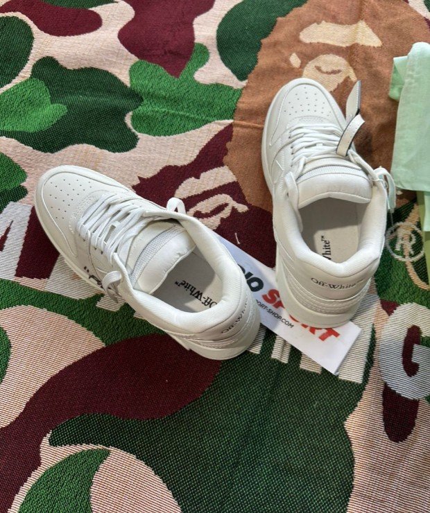 Off white out of office for walking - immagine 4