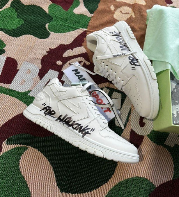 Off white out of office for walking - immagine 2
