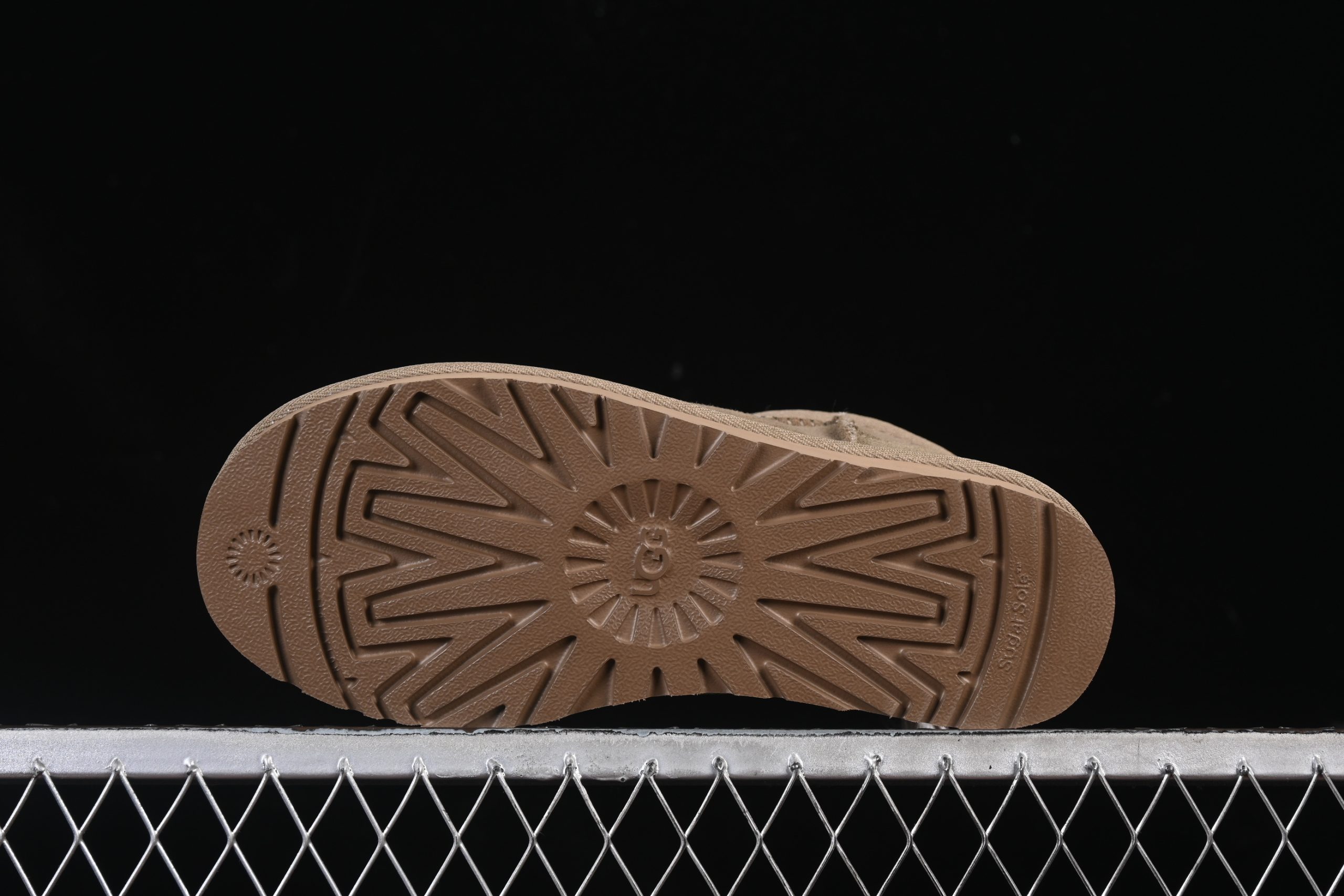 UGG Classic Ultra Mini Antilope - immagine 3