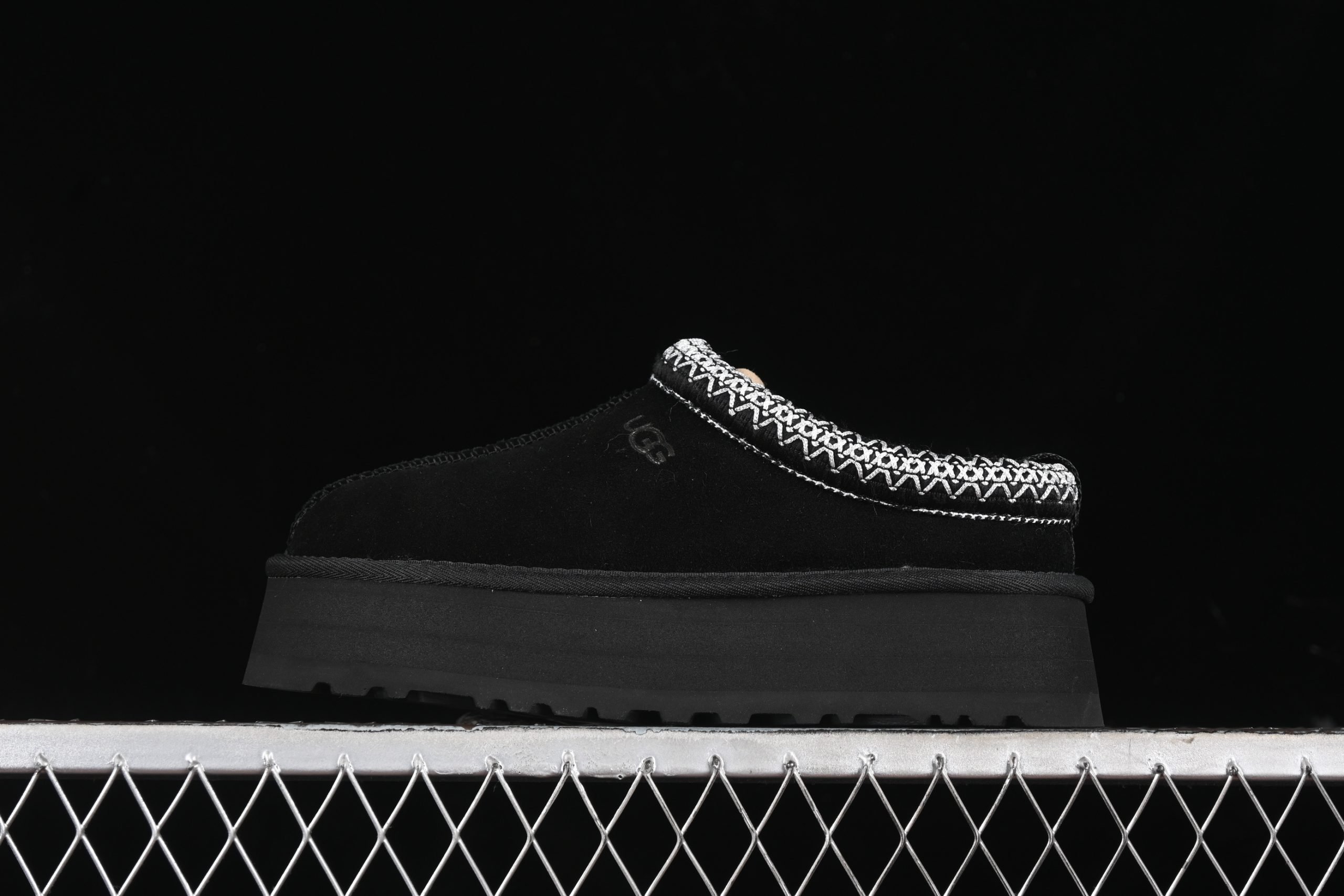 UGG Tazz Platform Black - immagine 2