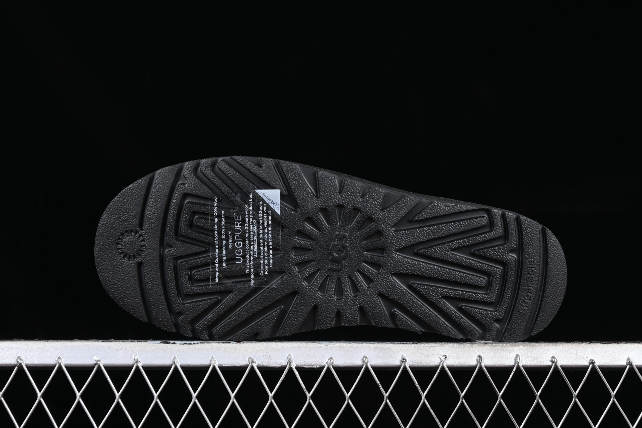 UGG Classic Ultra Mini Triple Black - immagine 3