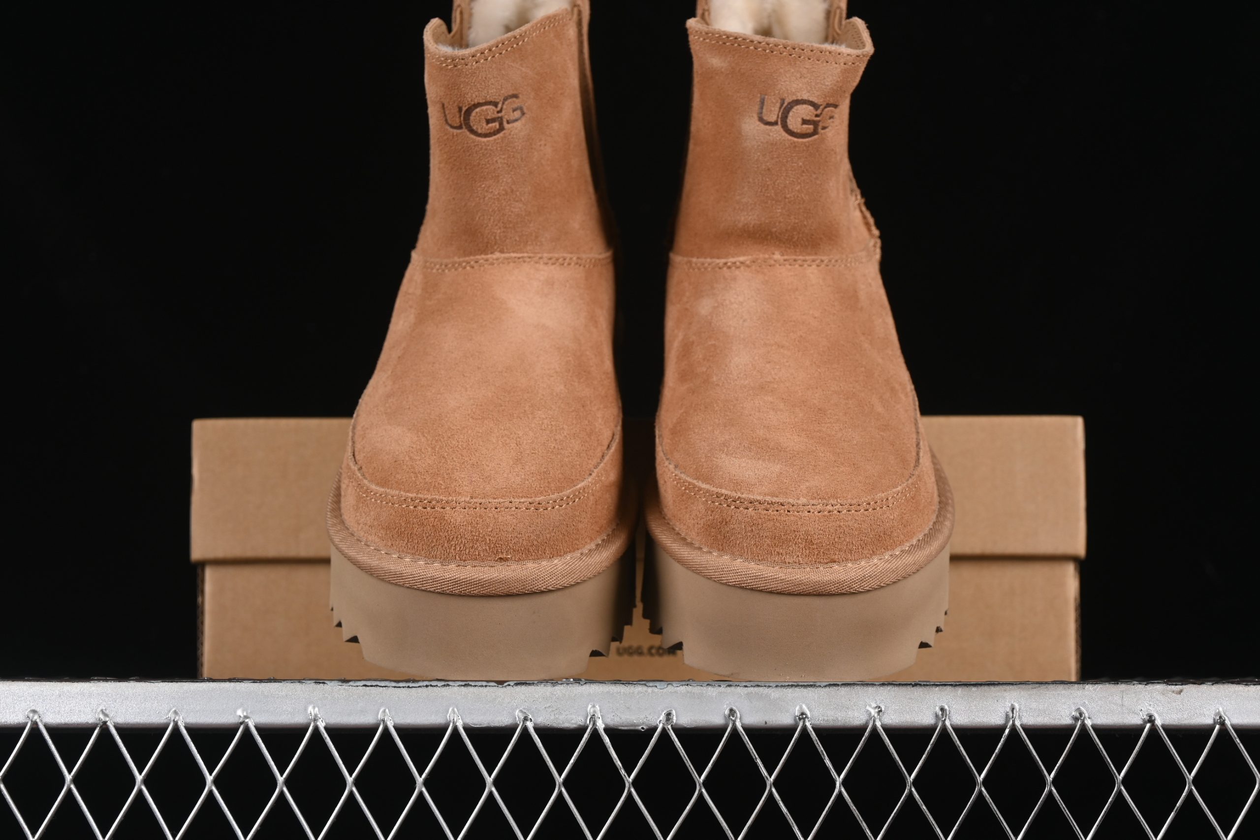 UGG Classic Chelsea Platform Mini Chestnut - immagine 5
