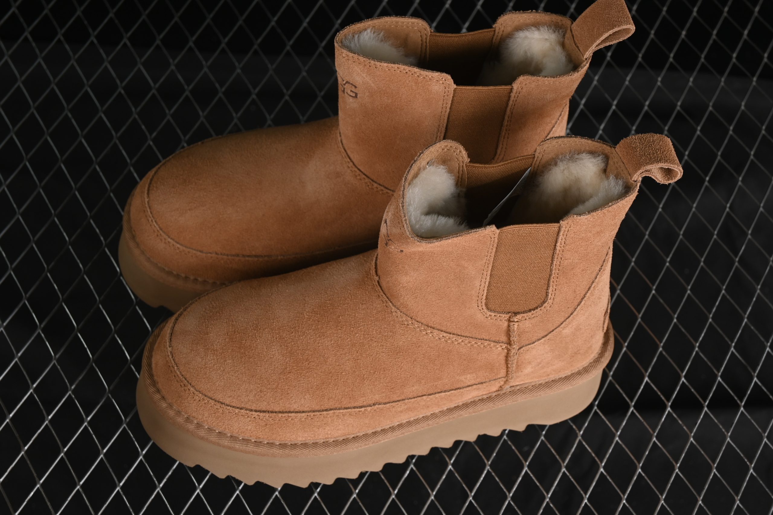 UGG Classic Chelsea Platform Mini Chestnut - immagine 6