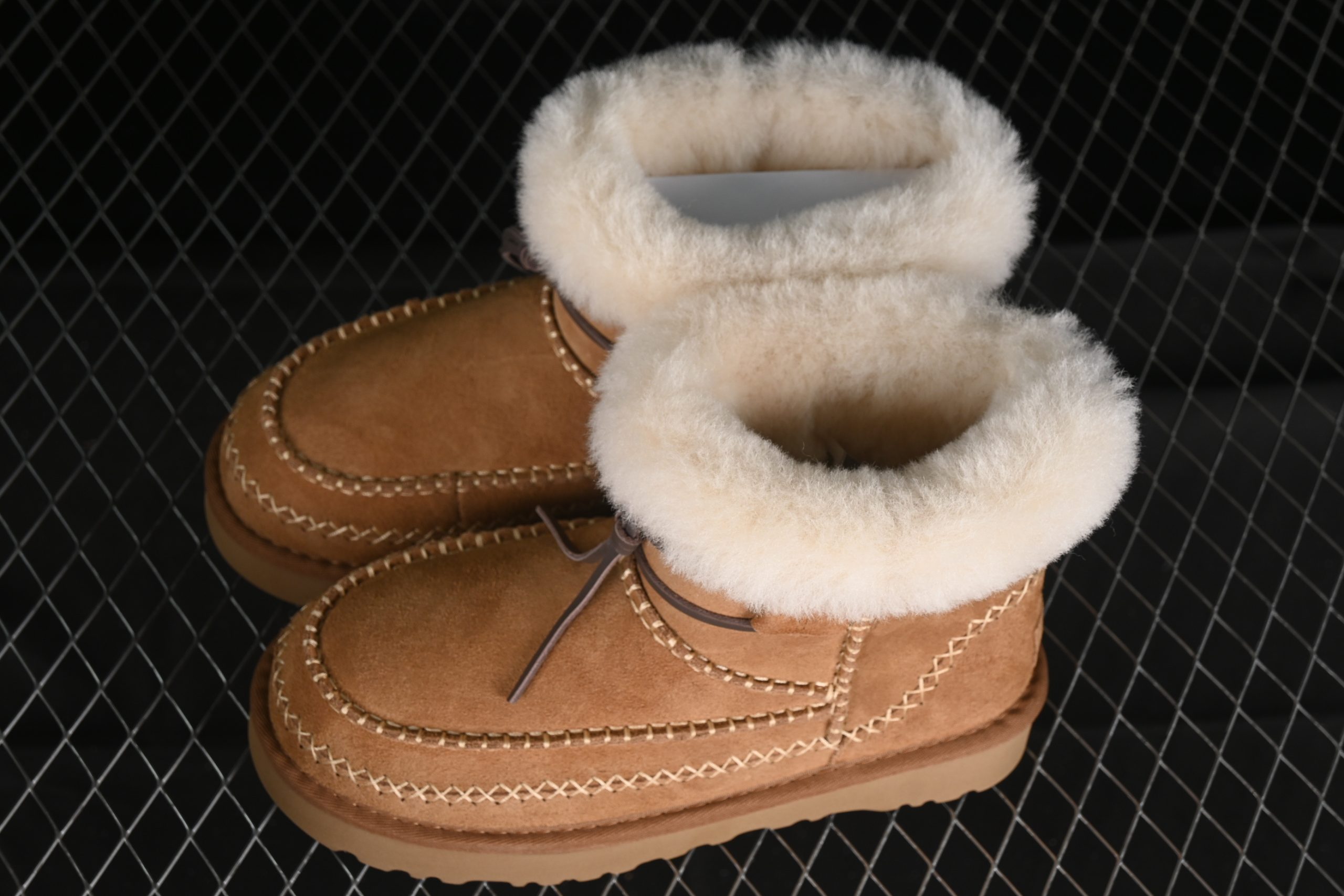 UGG Classic Mini Alpine Chestnut - immagine 6