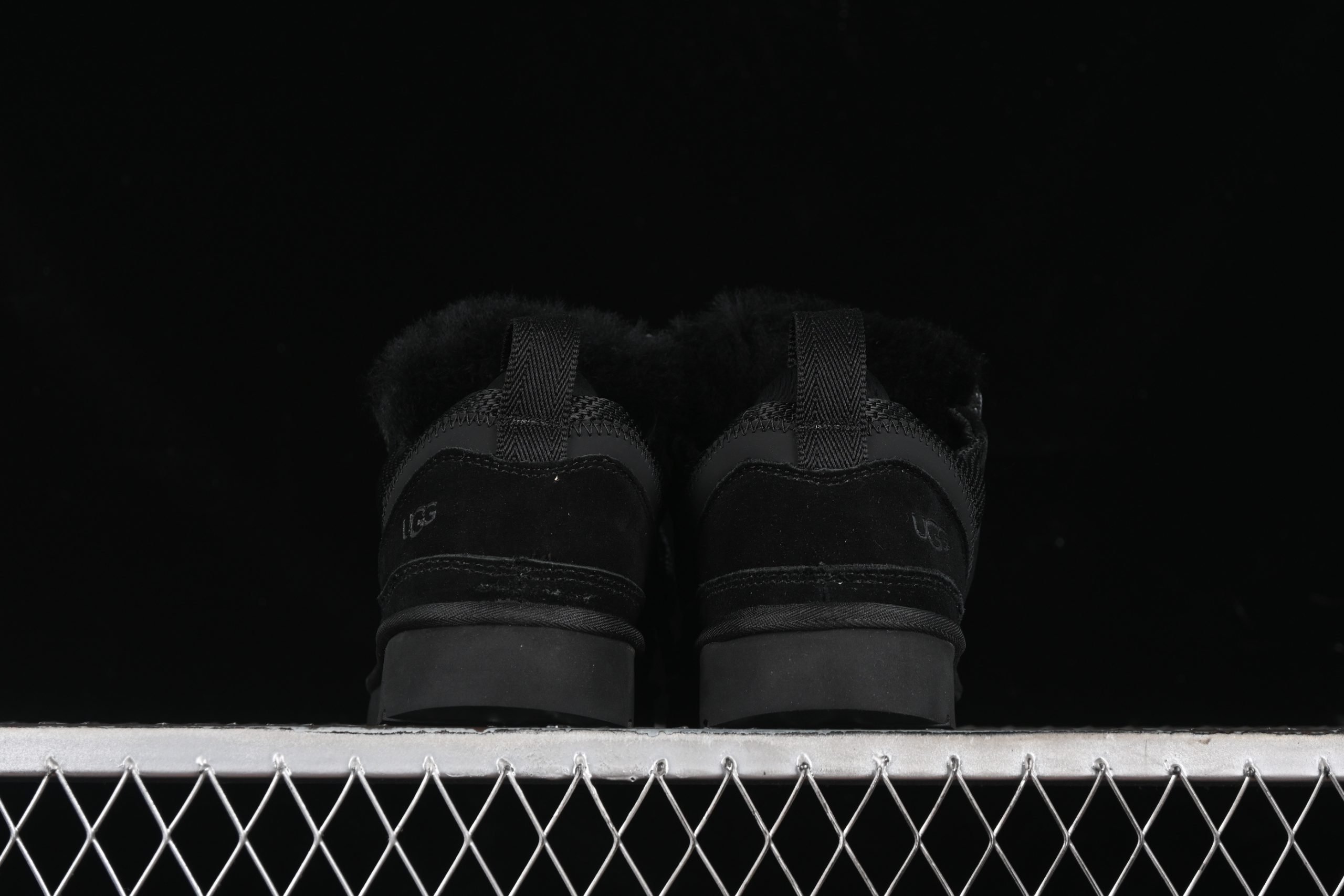 UGG Lowmel Black - immagine 4