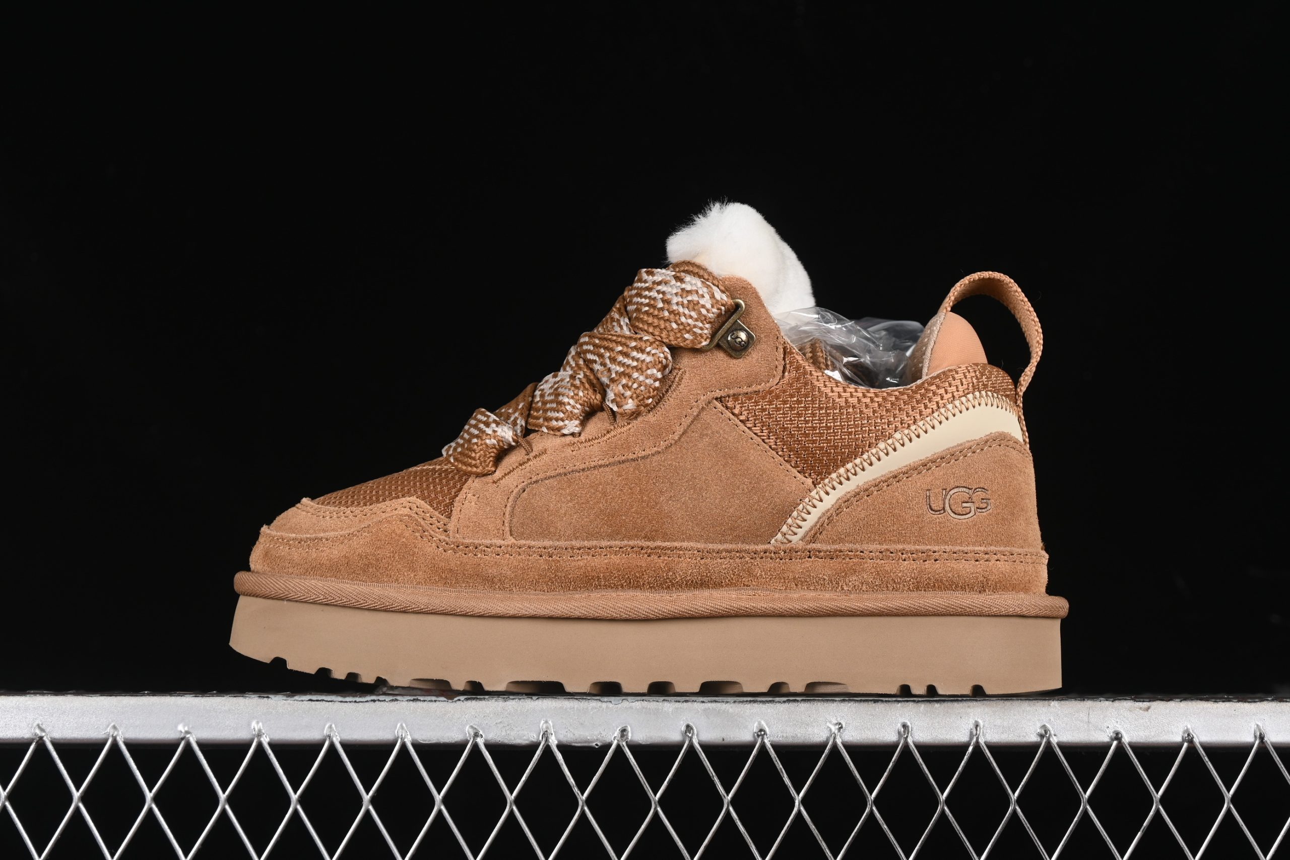 UGG Lowmel Chestnut - immagine 2