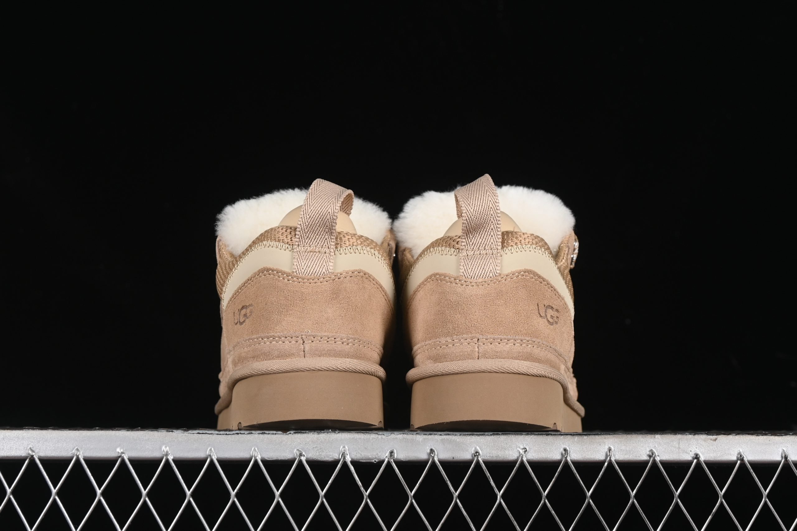 UGG Lowmel Sand - immagine 4