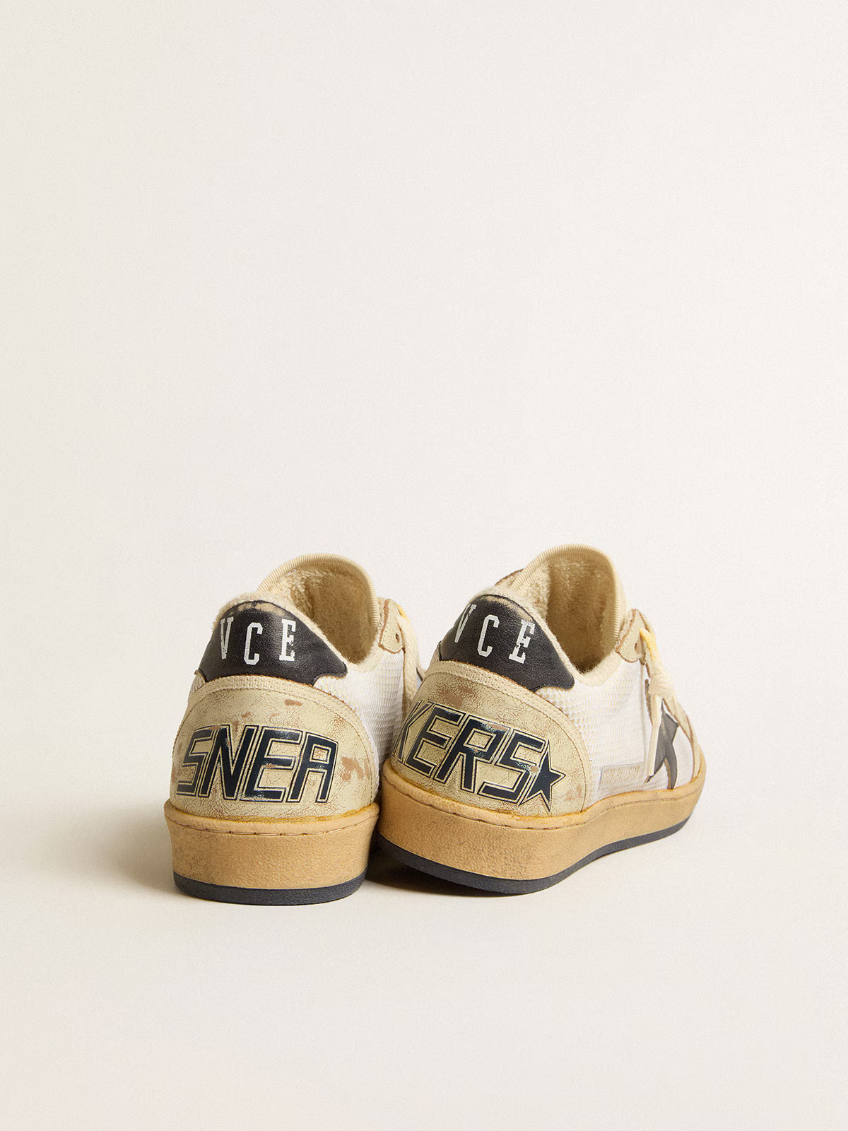 Golden Goose Ball Star "White Mesh / Vintage Blue Star and Heel" - immagine 2