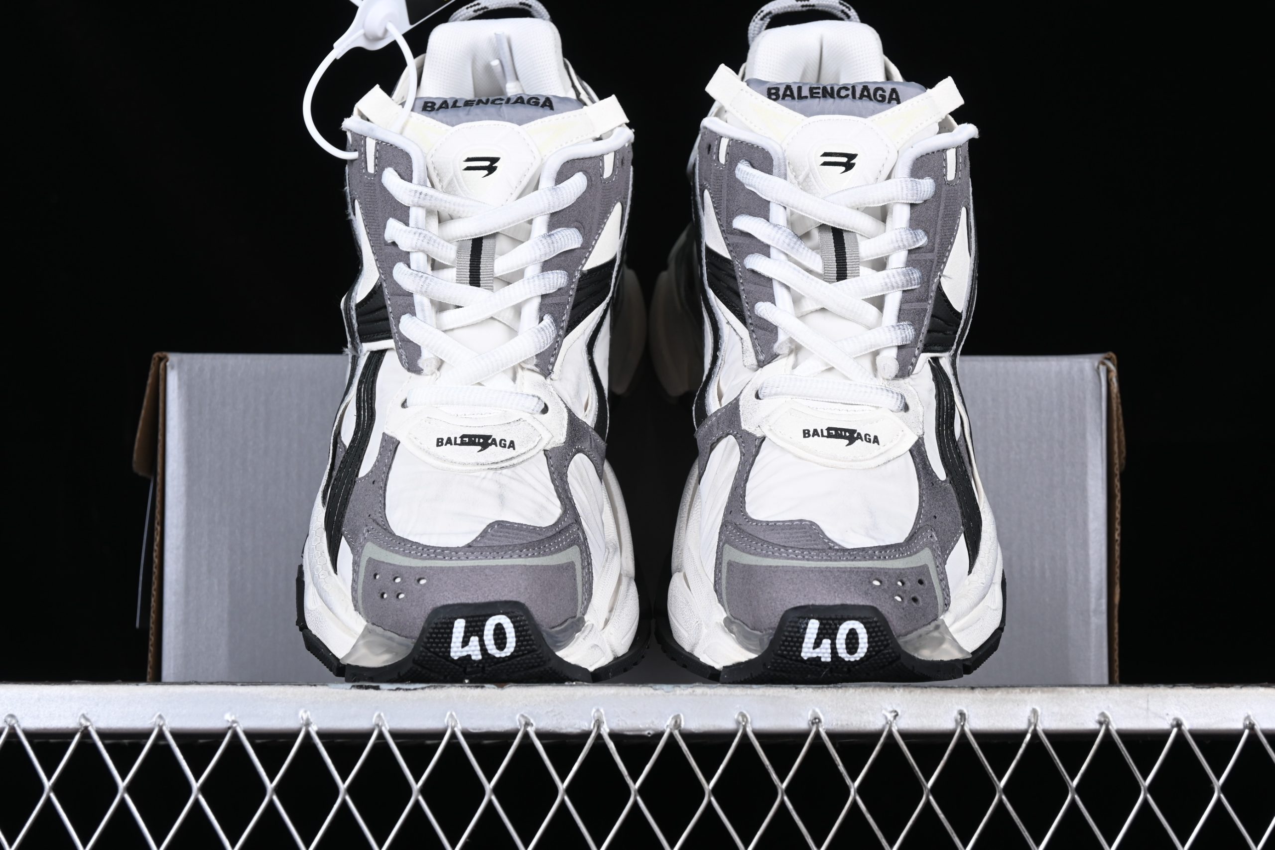 Balenciaga Runner Grey White Black - immagine 6