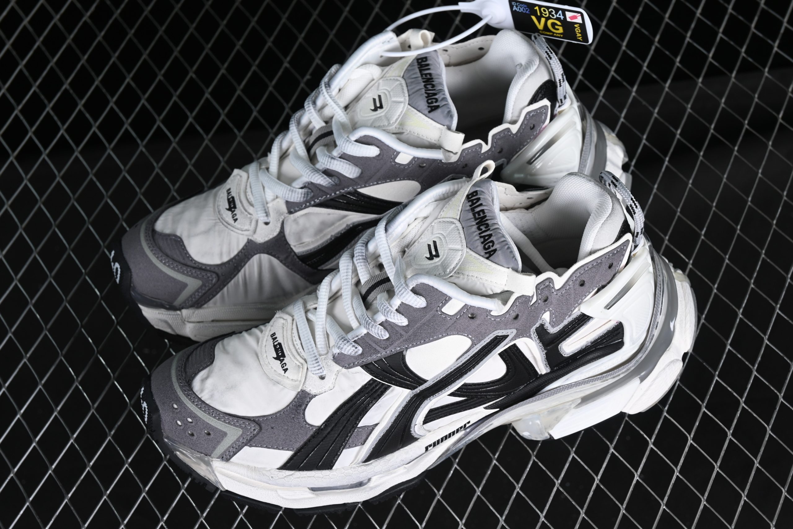 Balenciaga Runner Grey White Black - immagine 7