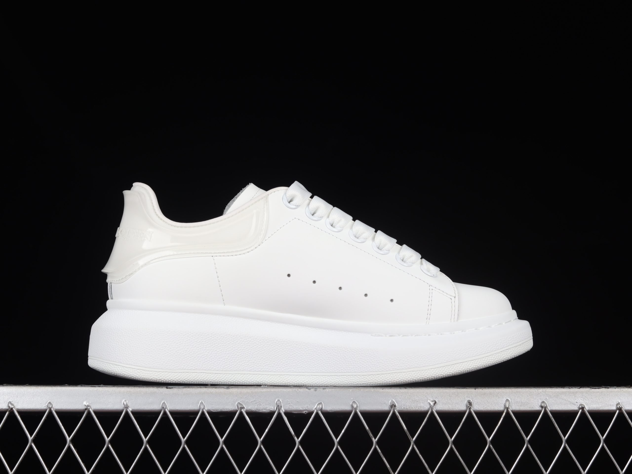 McQueen Oversized Bianco Traslucido - immagine 2