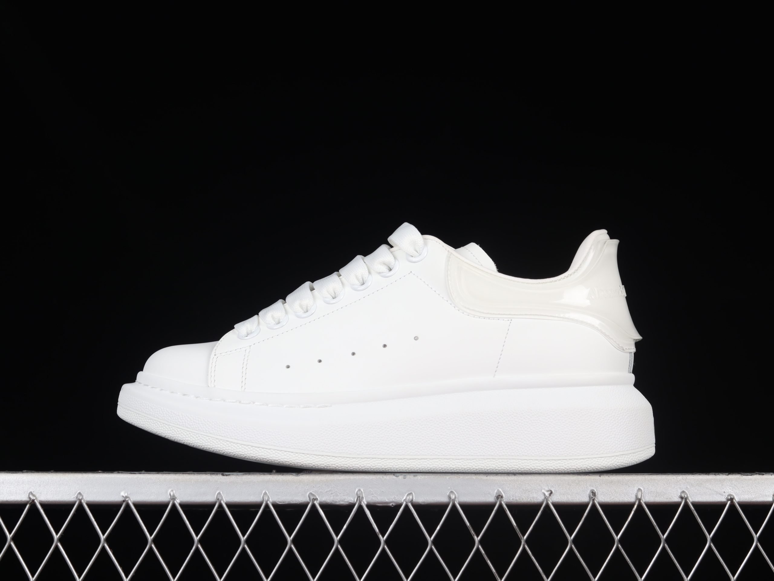 McQueen Oversized Bianco Traslucido - immagine 3