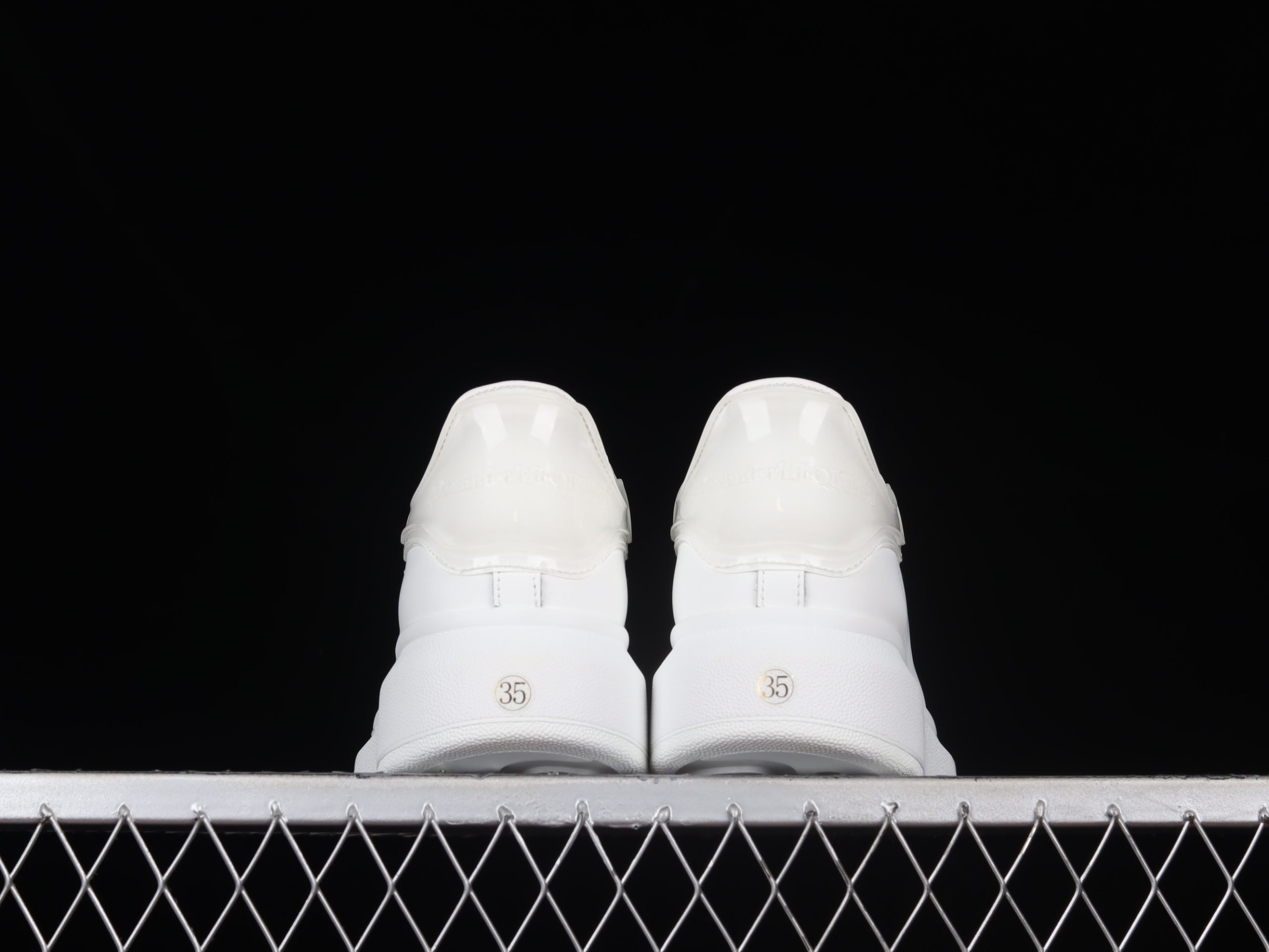 McQueen Oversized Bianco Traslucido - immagine 5