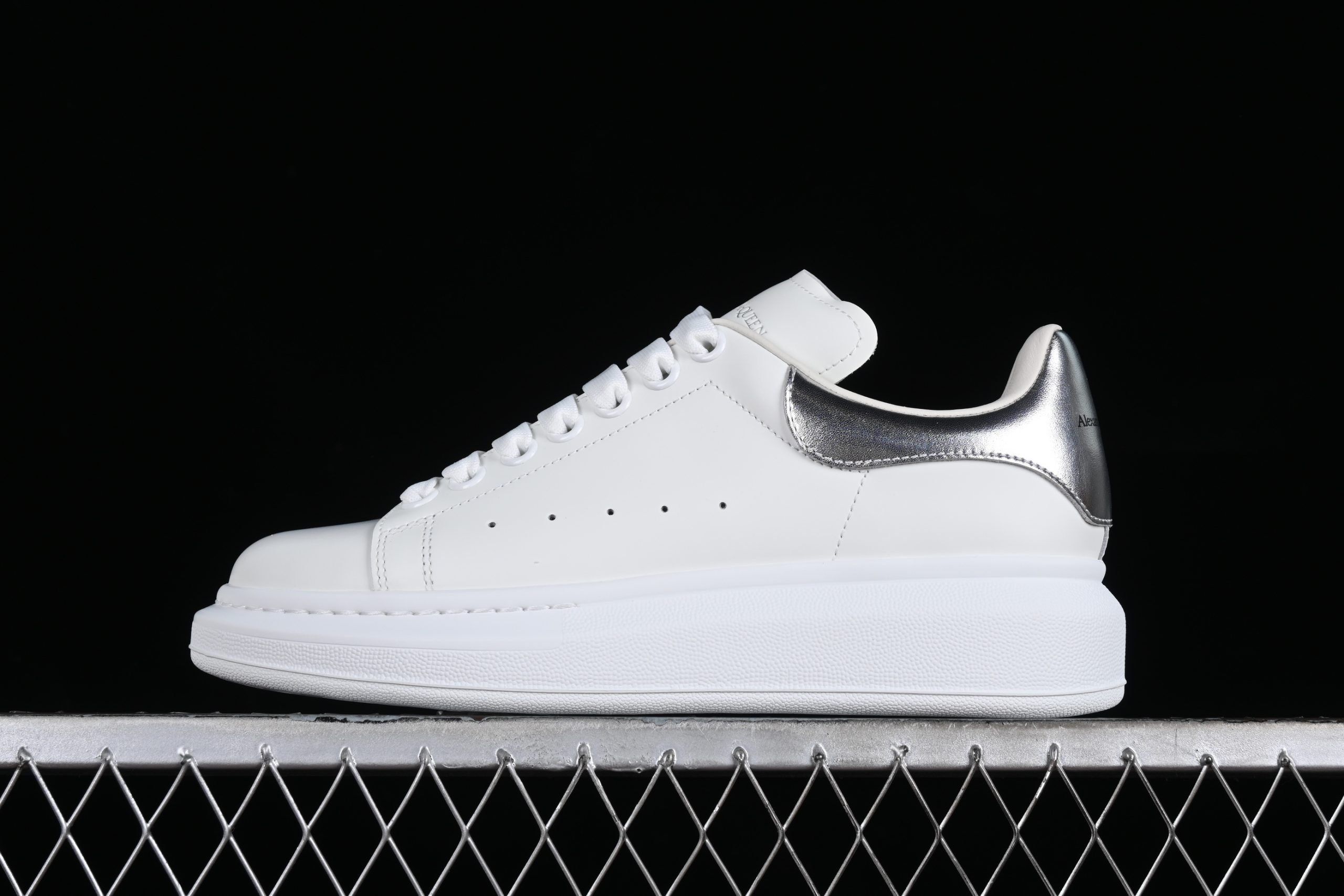 McQueen Oversized Bianco Platino - immagine 2