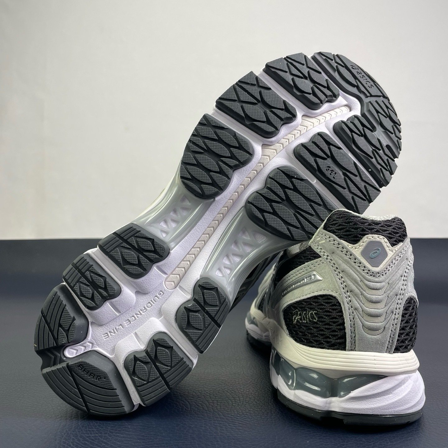 ASICS Gel-Kayano 12.1 Kith Peat Cream - immagine 4