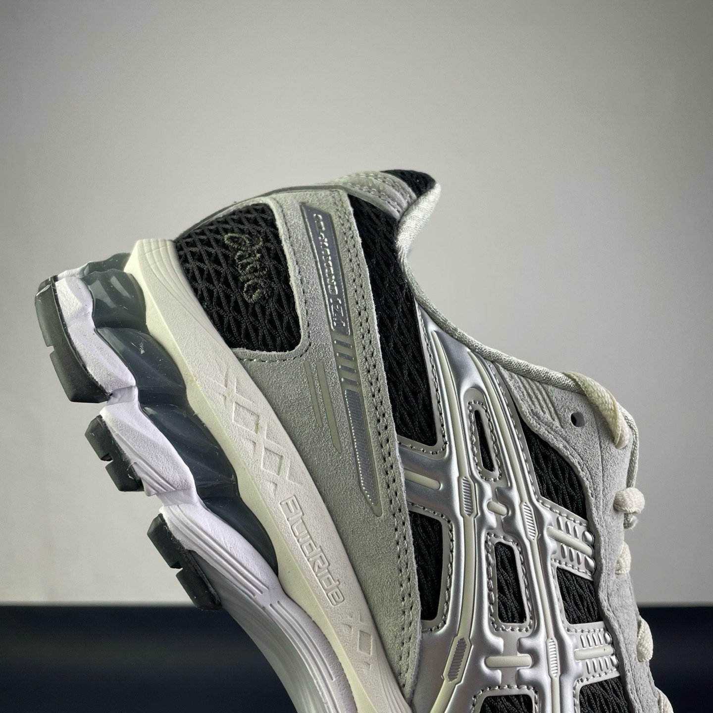ASICS Gel-Kayano 12.1 Kith Peat Cream - immagine 6