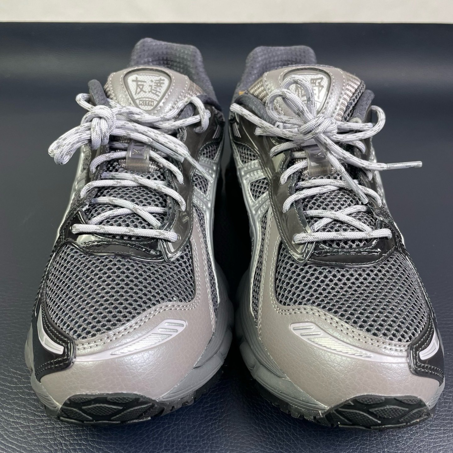 ASICS Gel-Kayano 12.1 Kith Tornado Pure Silver - immagine 4