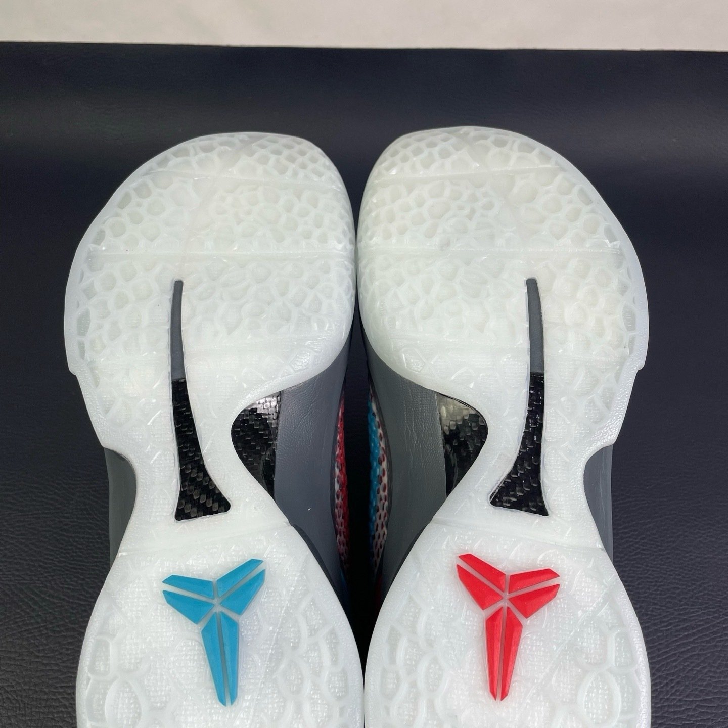 Nike Kobe 6 Protro ASG Hollywood 3D (2026) - immagine 6