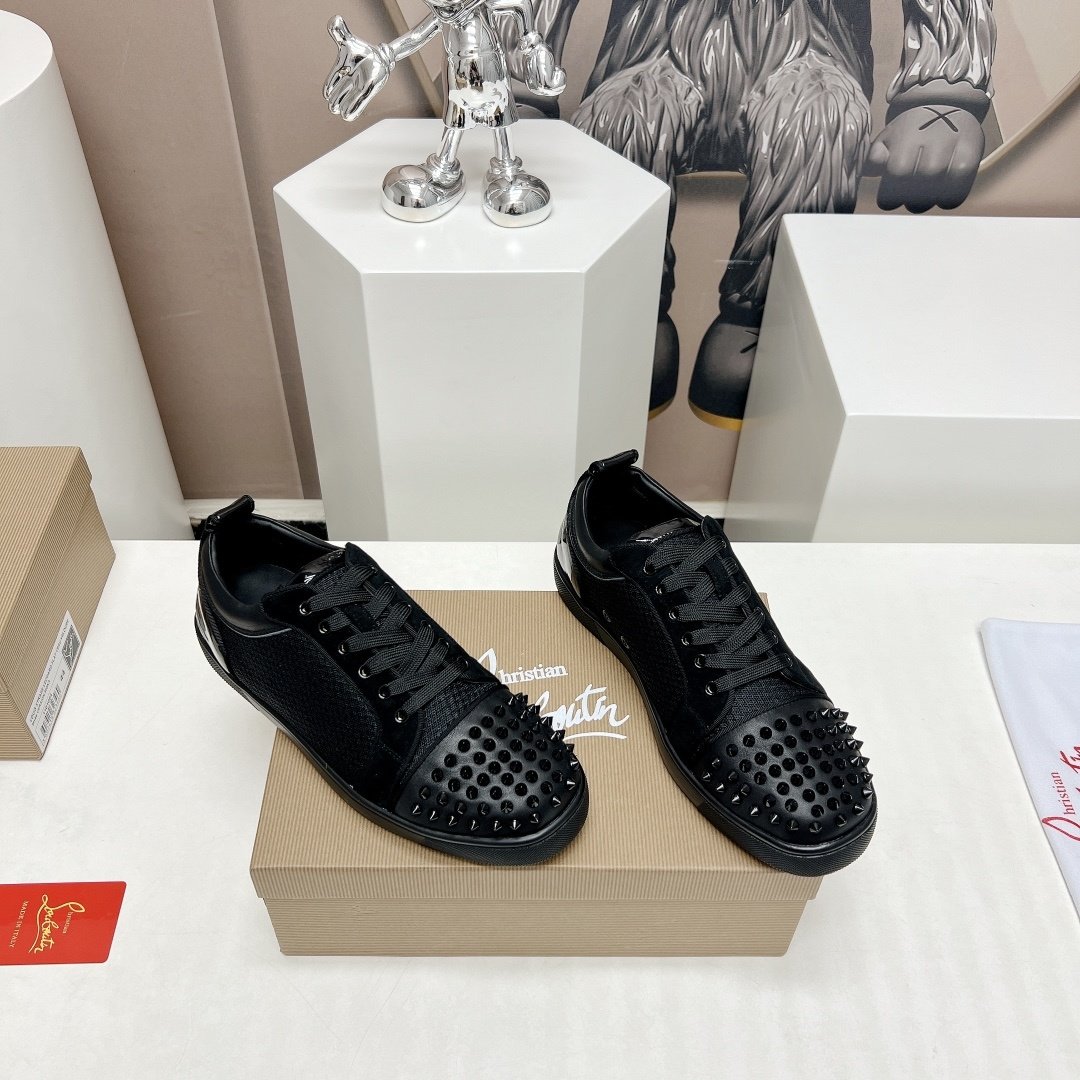 Christian Louboutin Louis Junior Spikes Orlato Flat Black - immagine 3